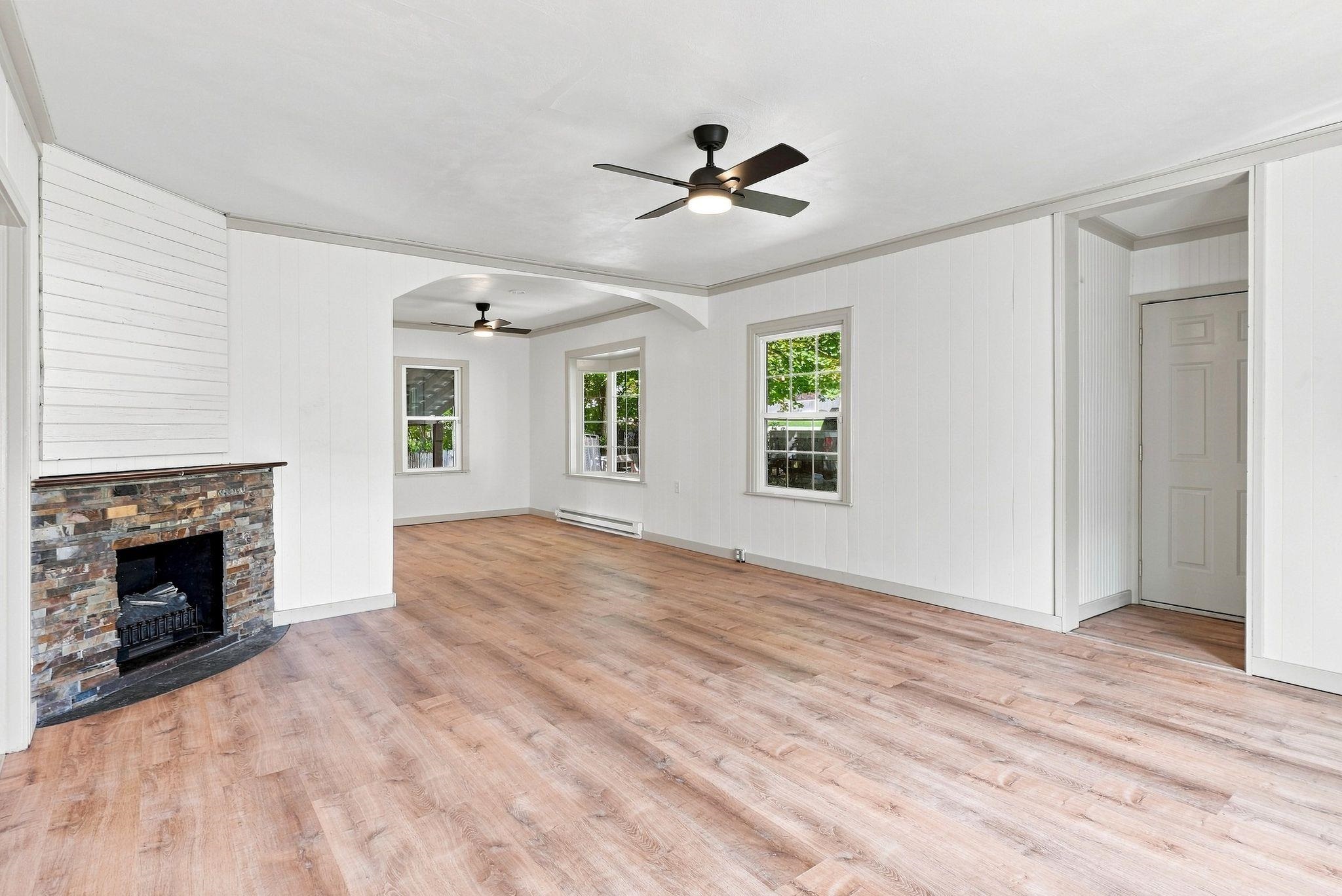 825 W 4th St - Photo 4