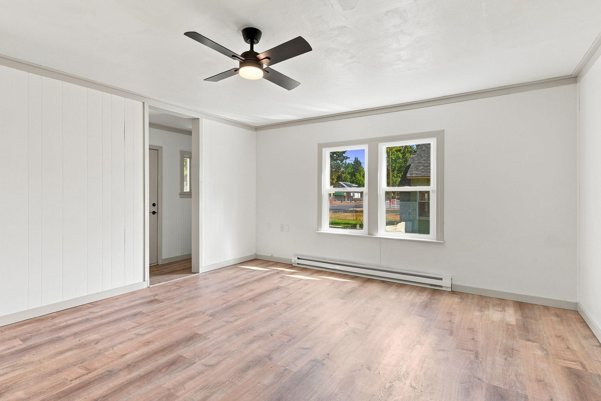 825 W 4th St - Photo 6
