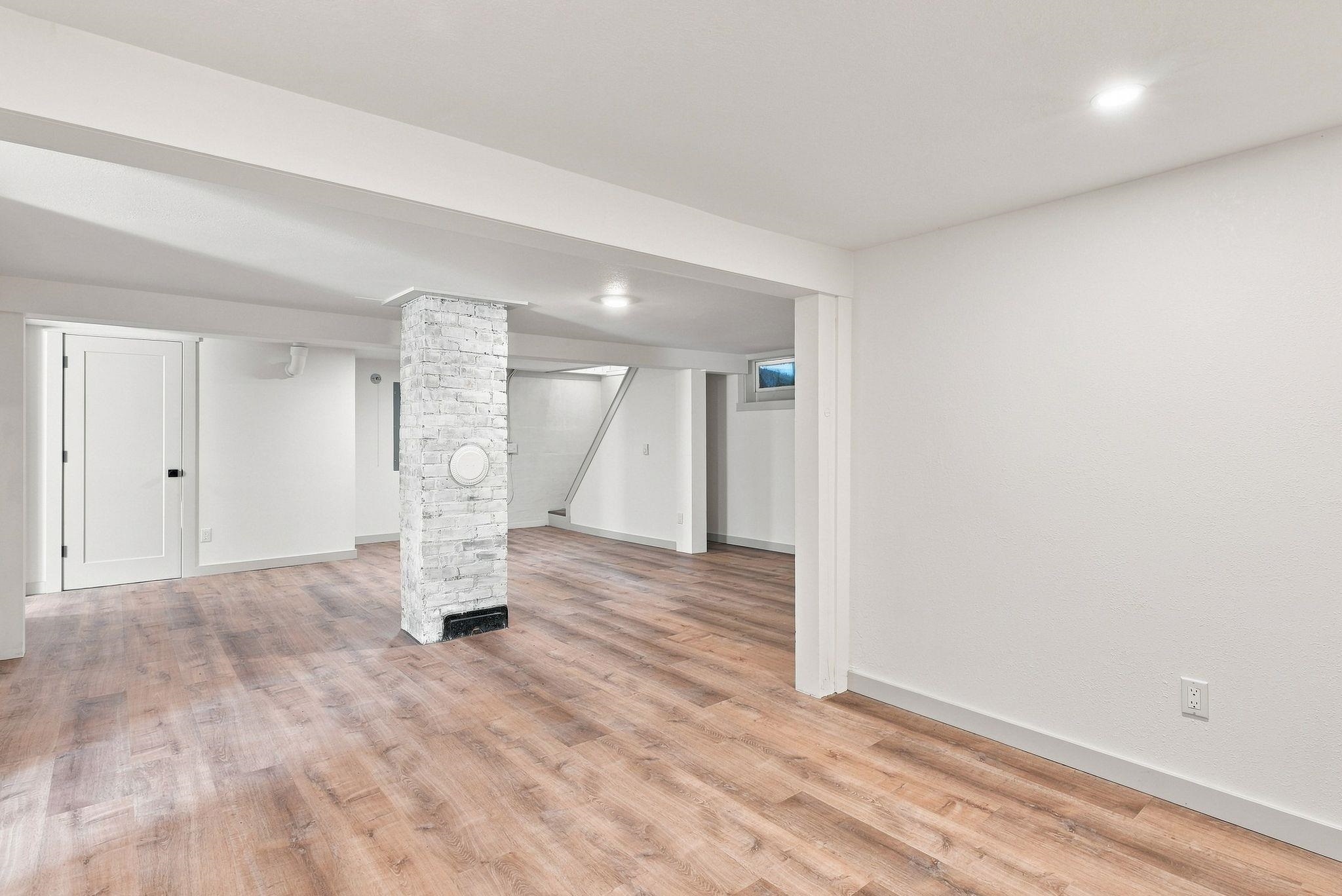 825 W 4th St - Photo 24