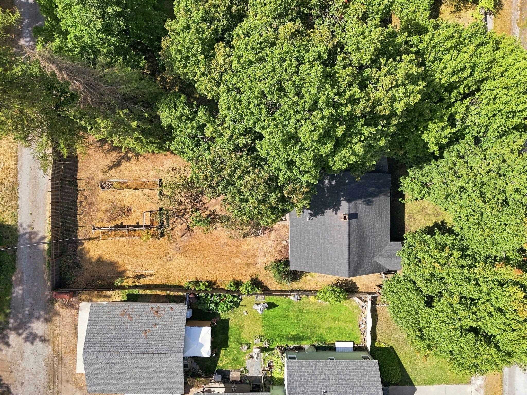 825 W 4th St - Photo 37