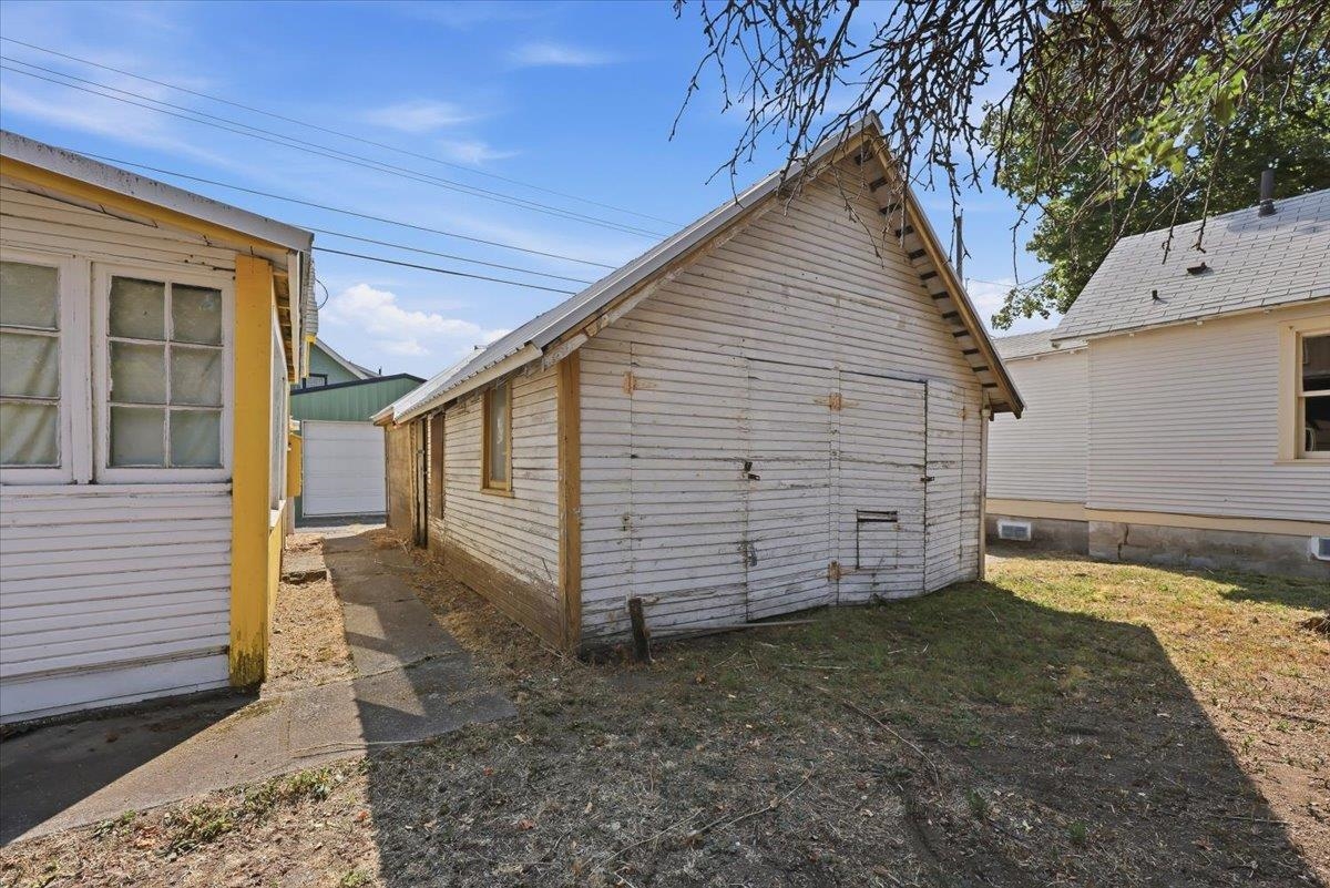 1127 W GORDON Ave - Photo 16