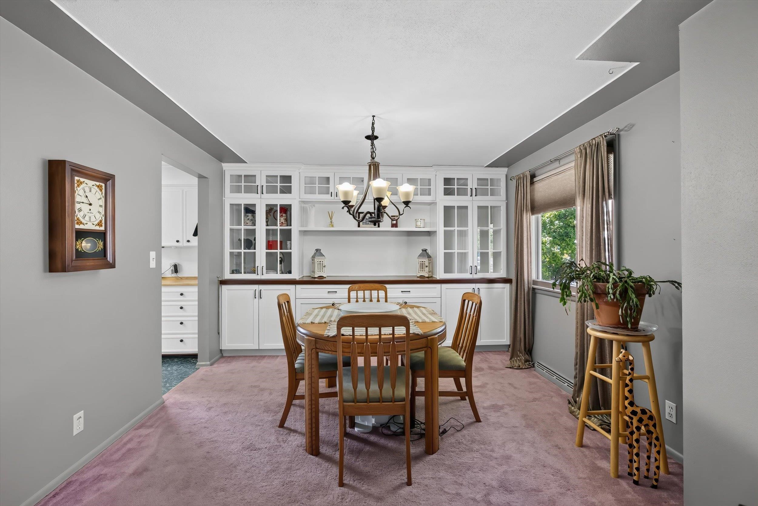 1018 N Stout Rd - Photo 9