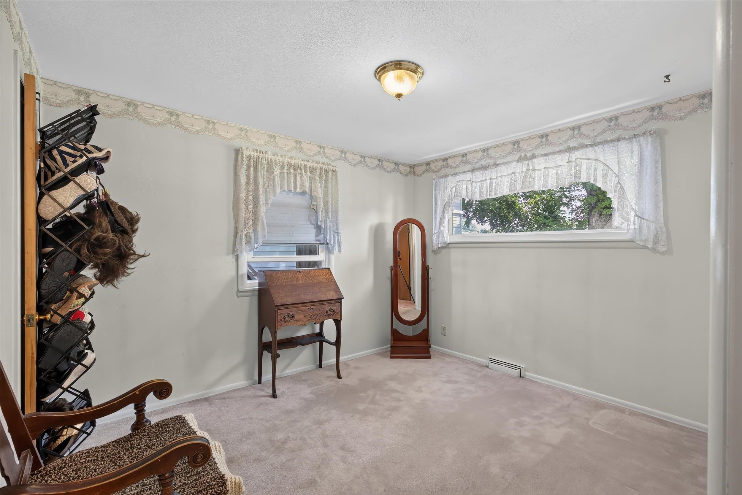 1018 N Stout Rd - Photo 19