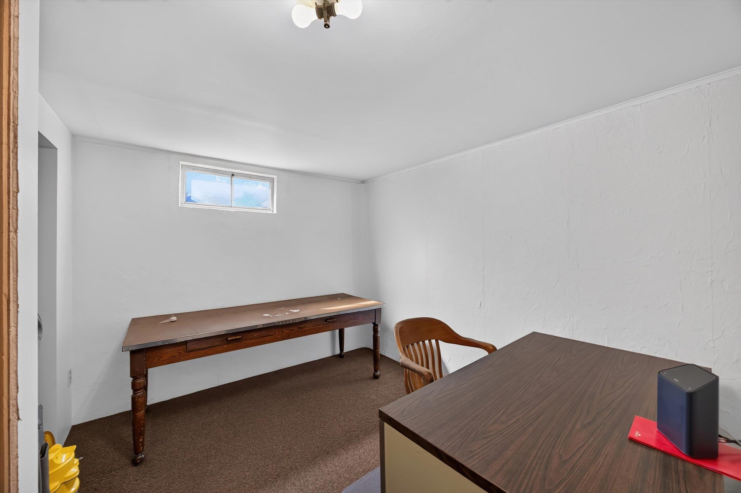 1018 N Stout Rd - Photo 28