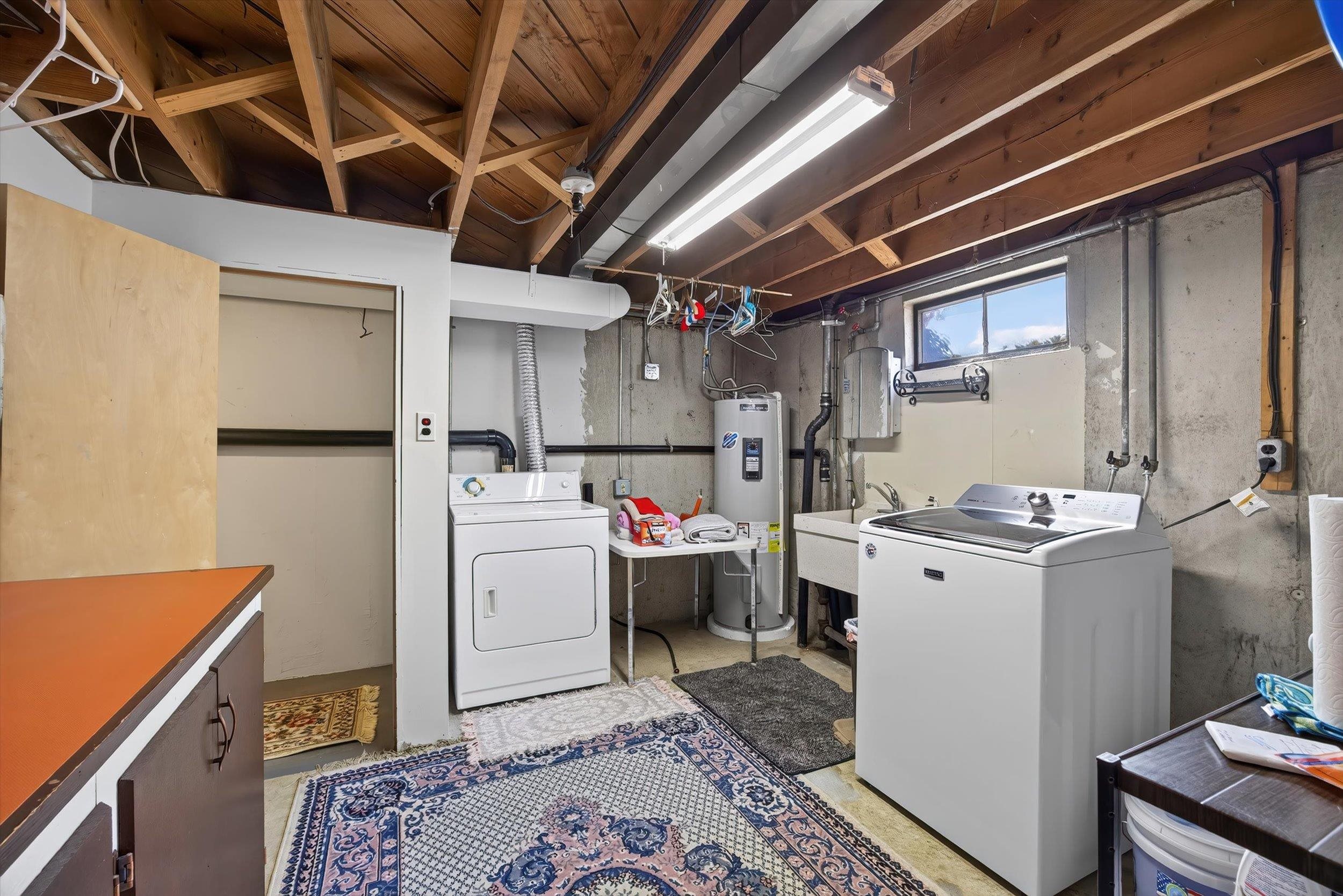 1018 N Stout Rd - Photo 30