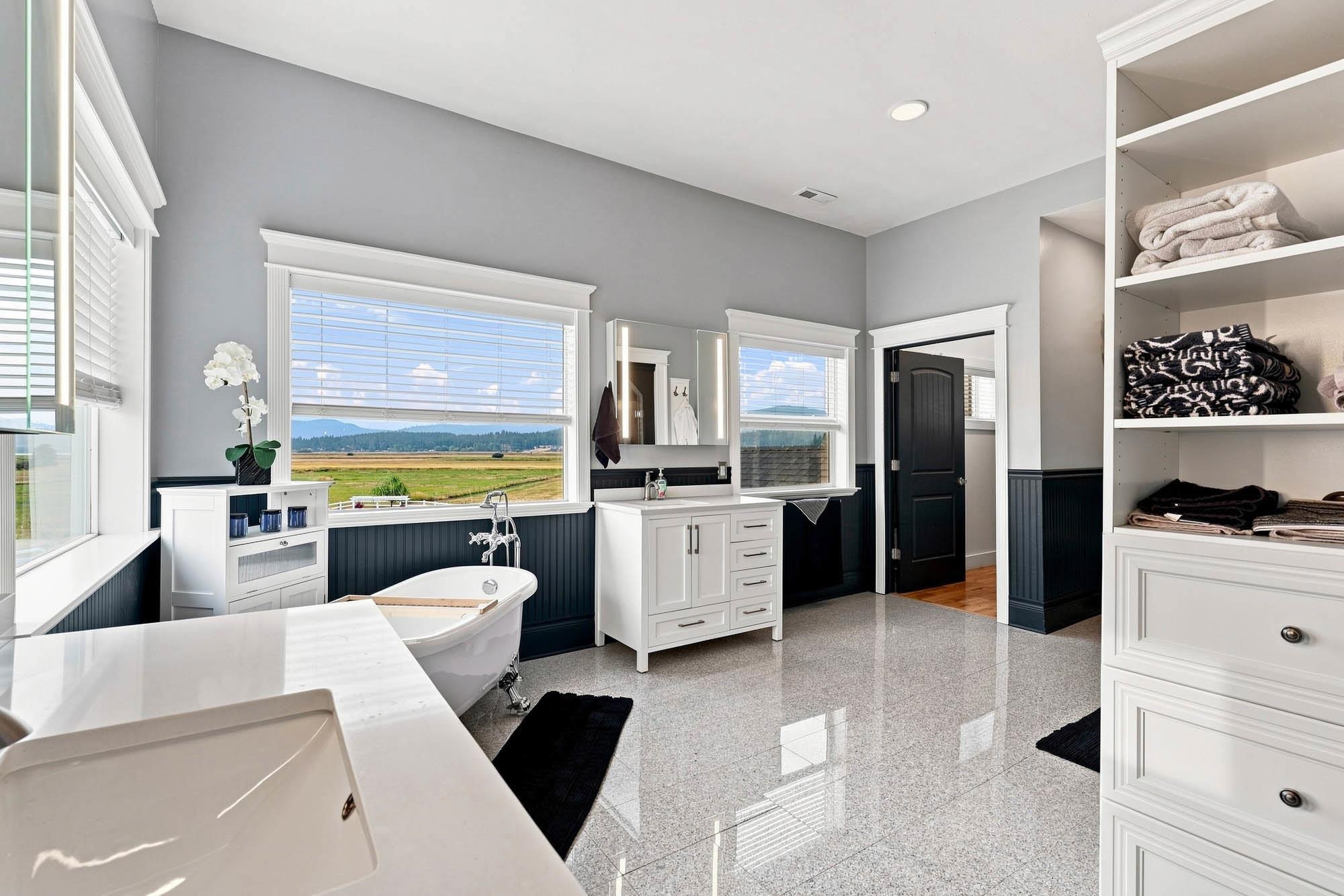 10202 N West Newman Lake Rd - Photo 14