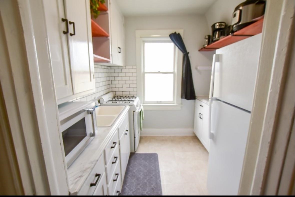 1316 W Dean Ave - Photo 18