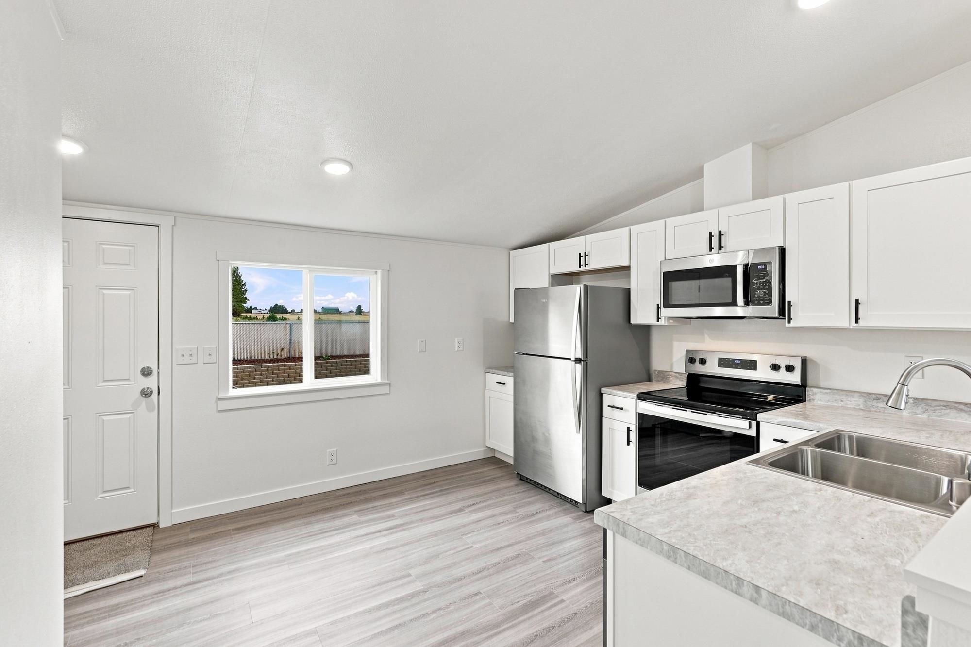 2201 N Craig Rd - Photo 9