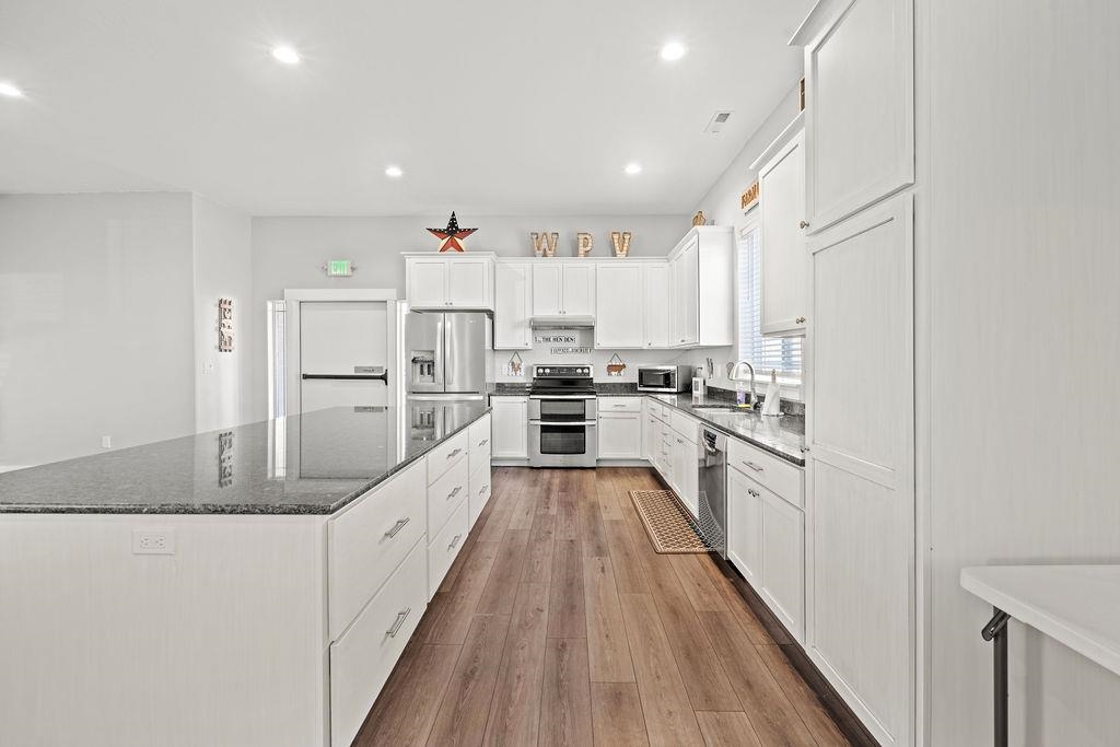 2201 N Craig Rd - Photo 34