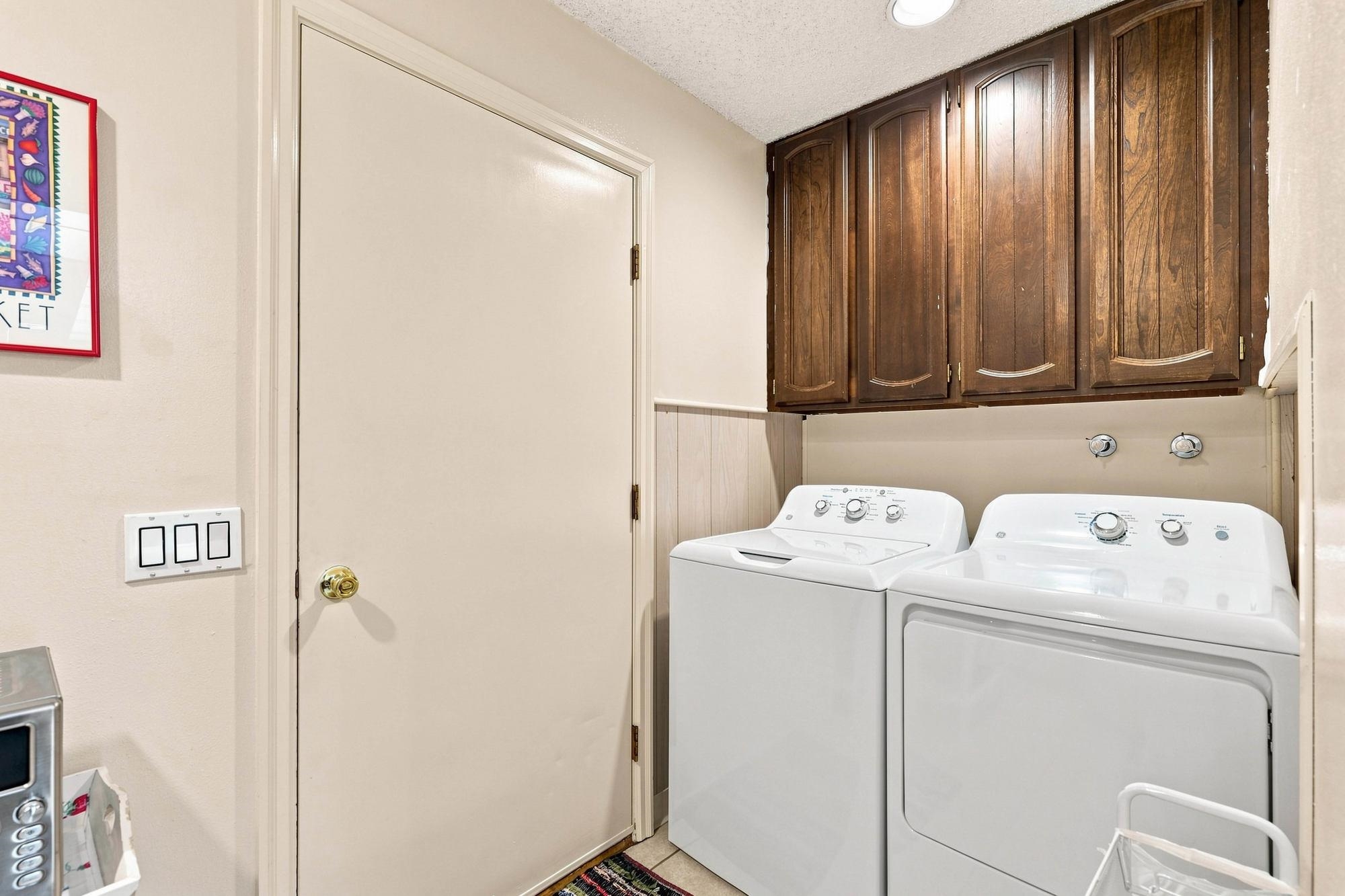 11308/11310 E 29th Ave - Photo 26