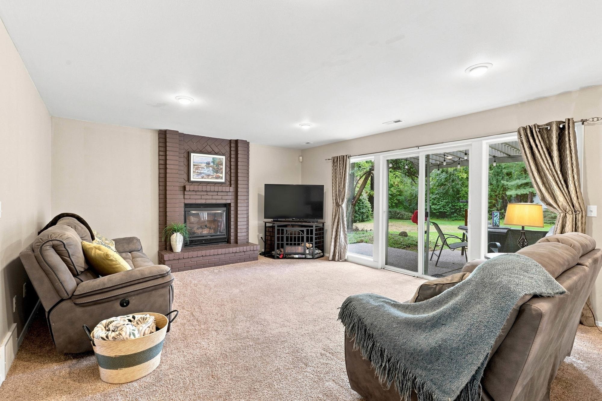 5516 E Birkenhead Ln - Photo 8