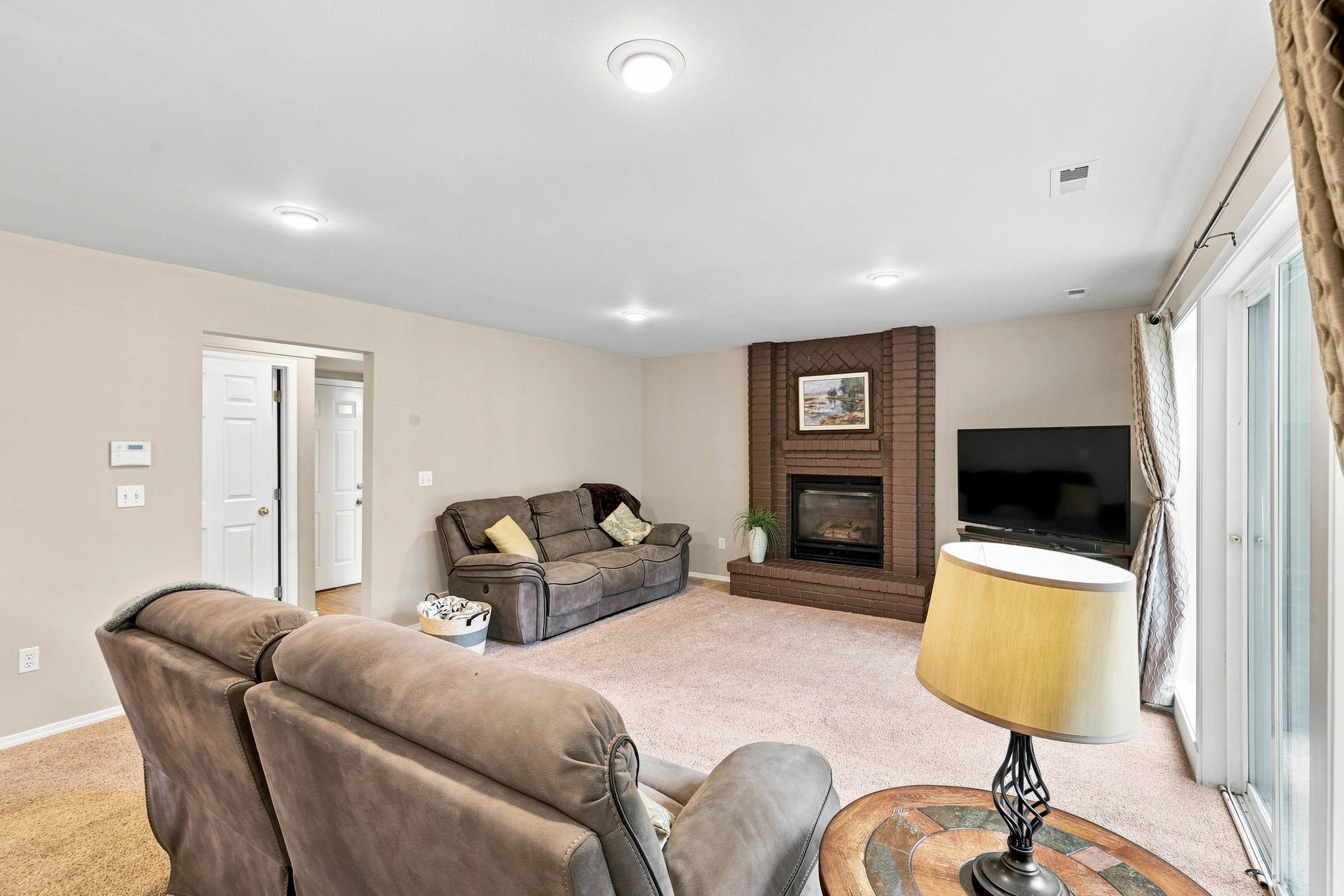 5516 E Birkenhead Ln - Photo 9
