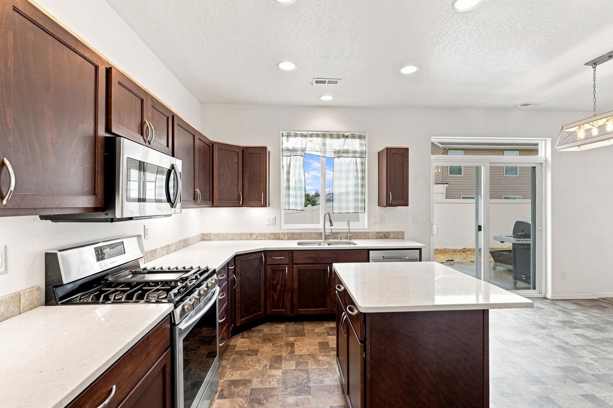 13113 W Tower Ave - Photo 7