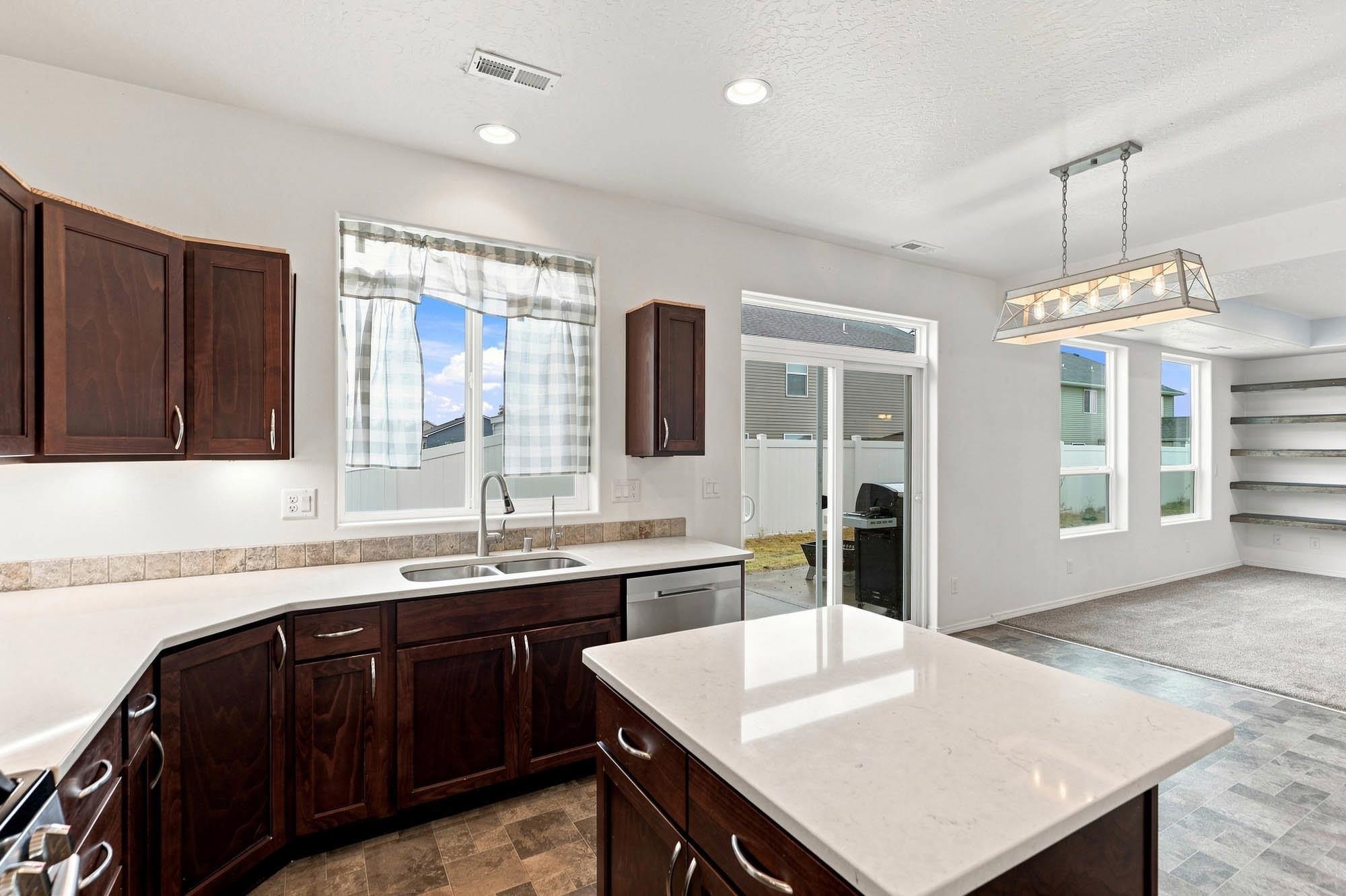 13113 W Tower Ave - Photo 8
