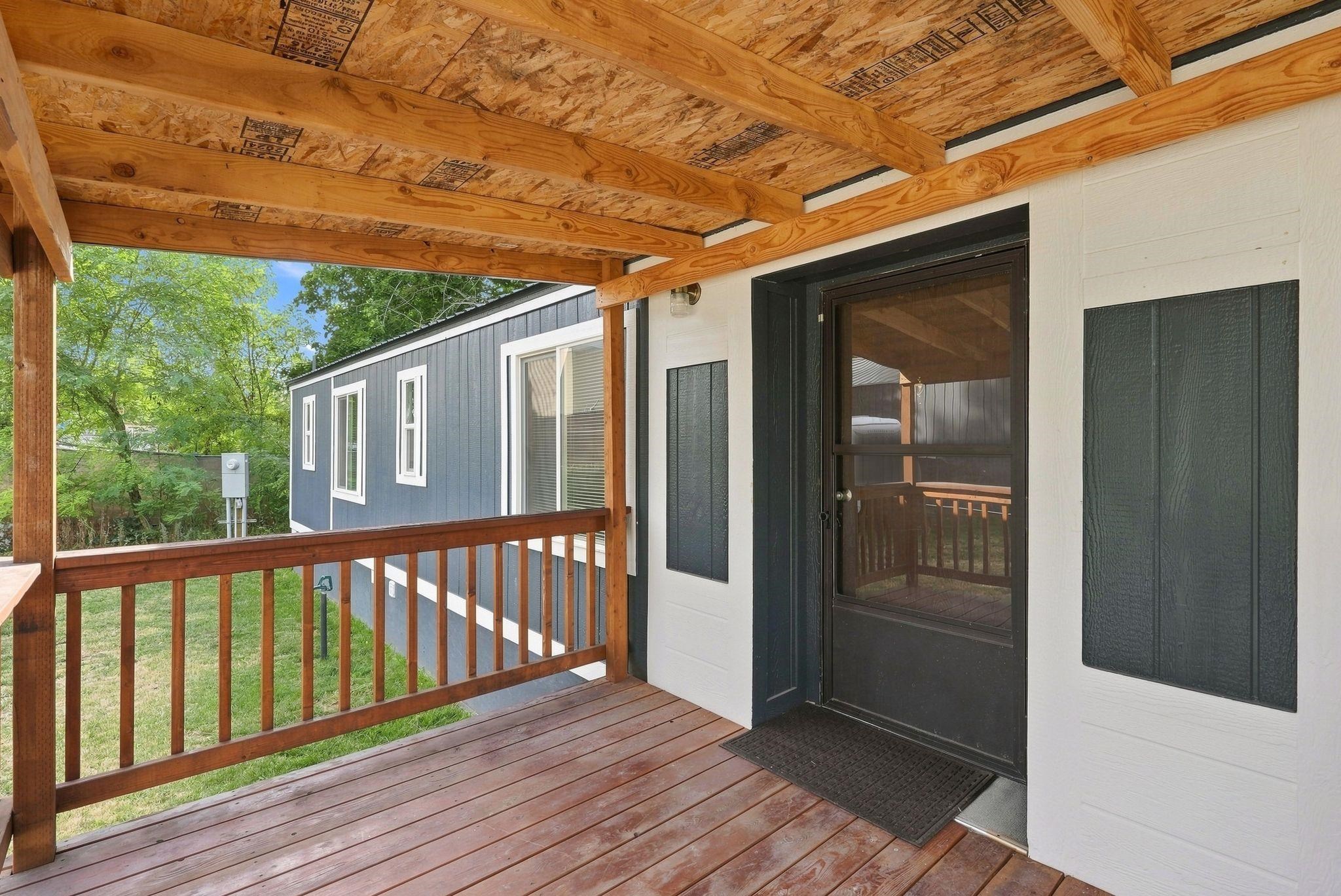 407 N Main St - Photo 2