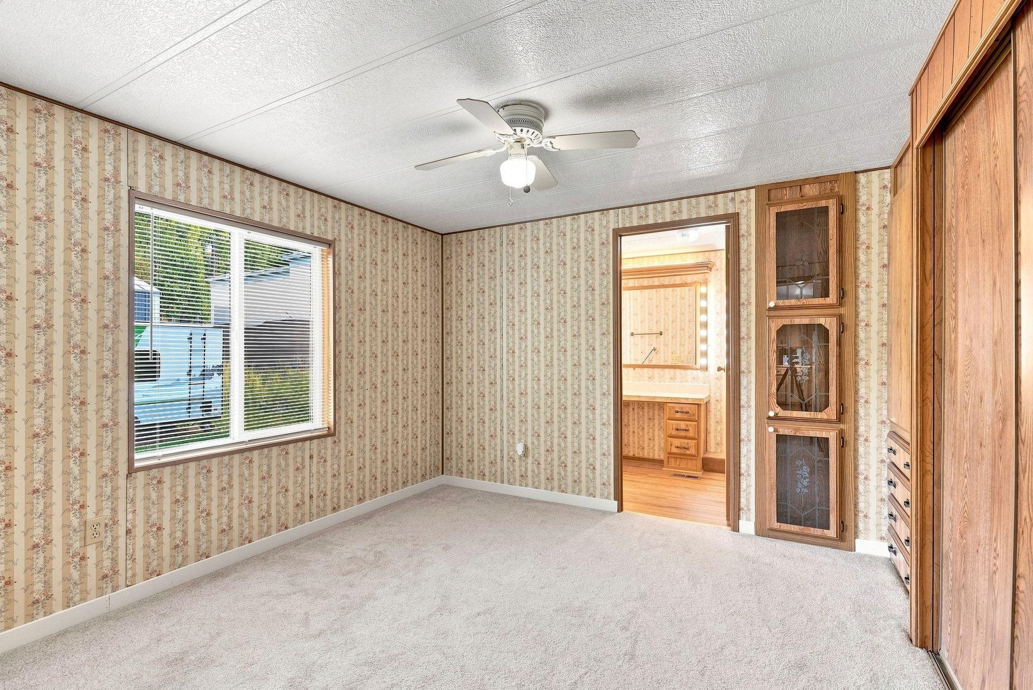 407 N Main St - Photo 13