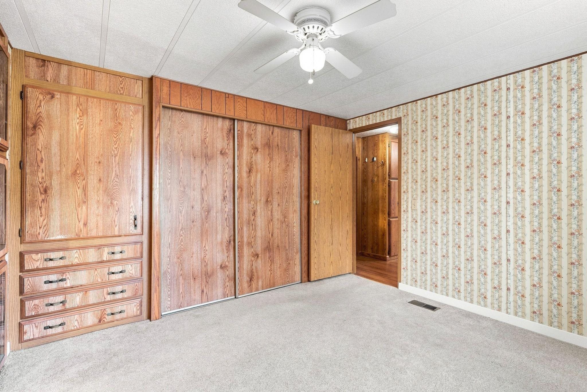 407 N Main St - Photo 14