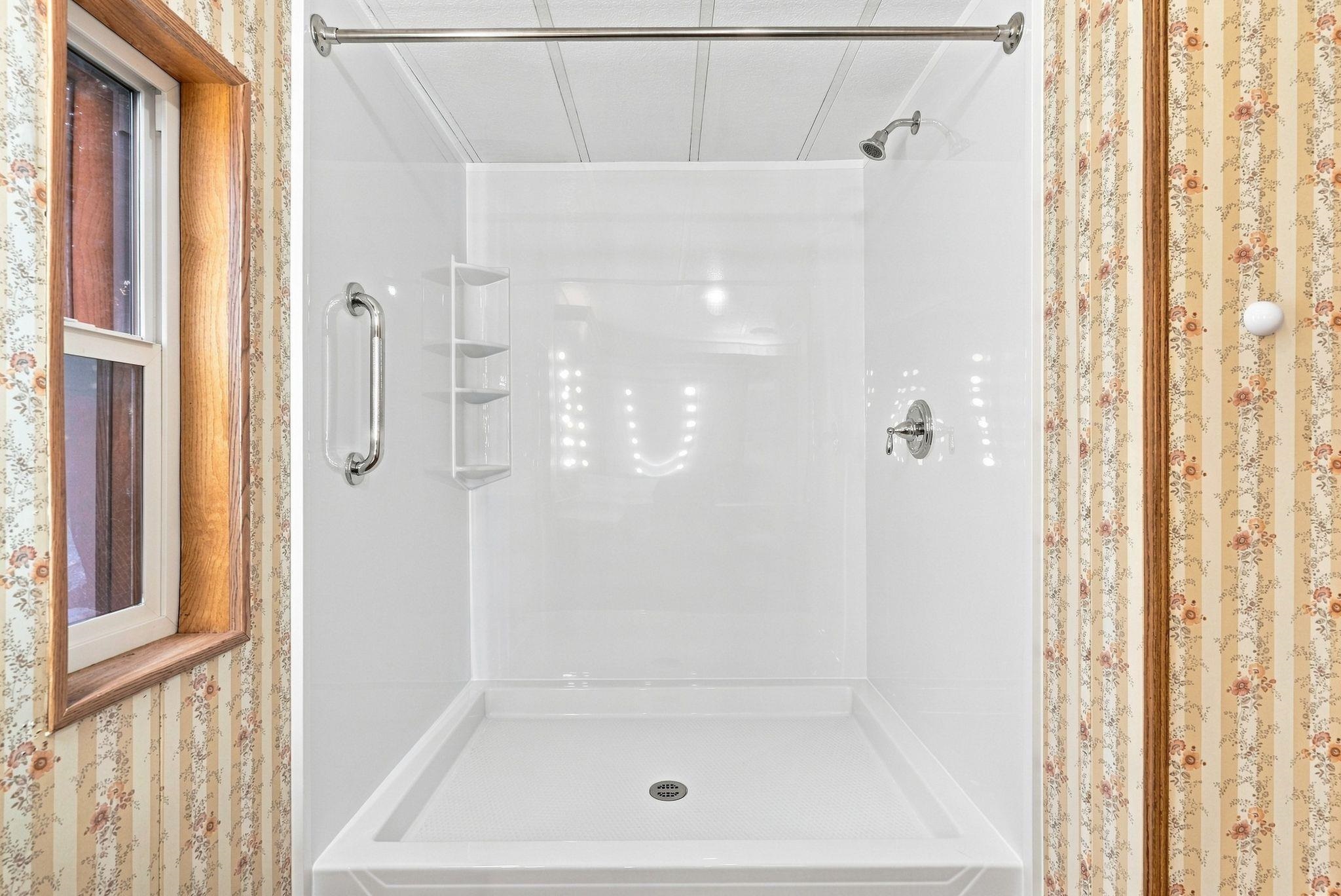 407 N Main St - Photo 16