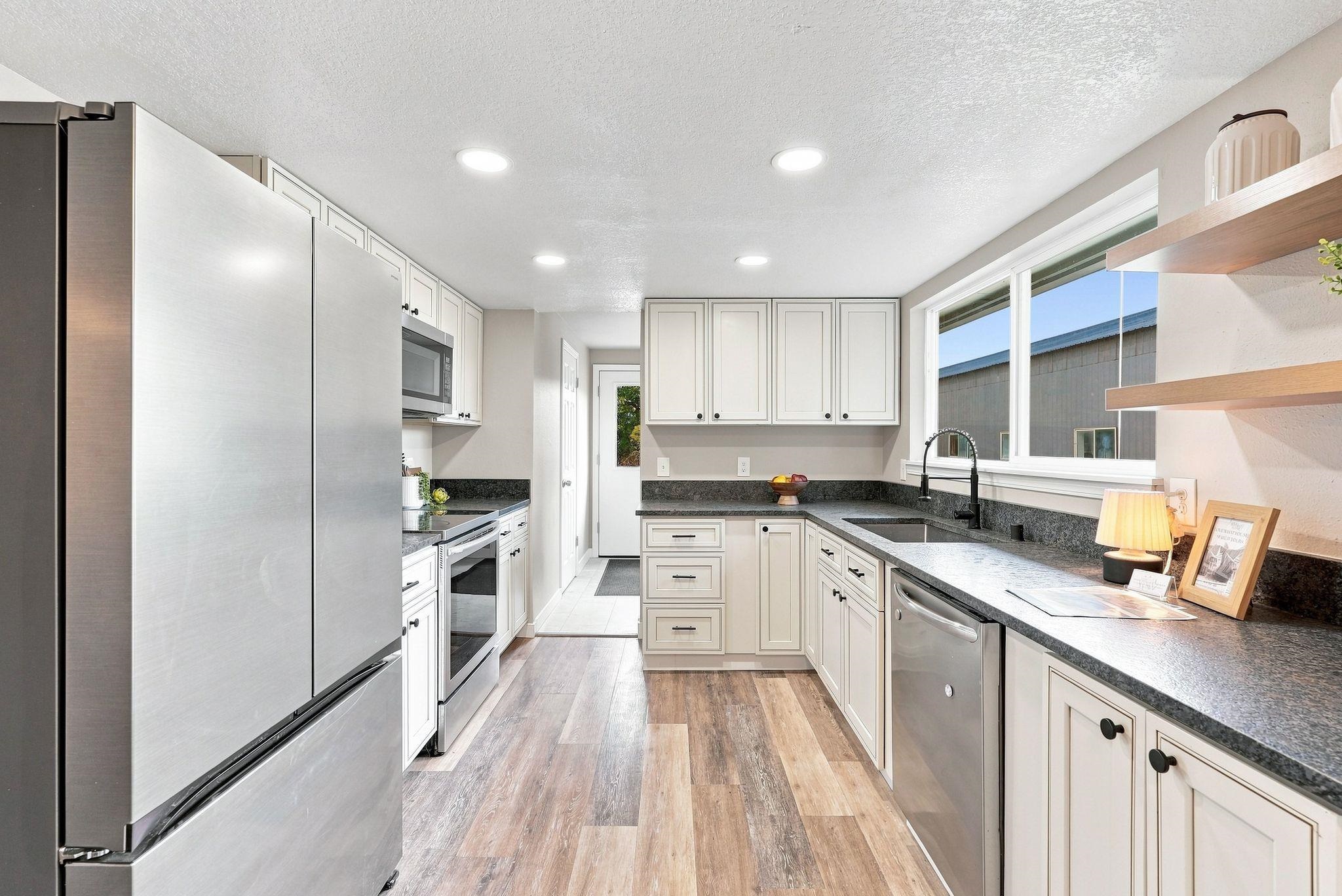41917 N Sherman Rd - Photo 8