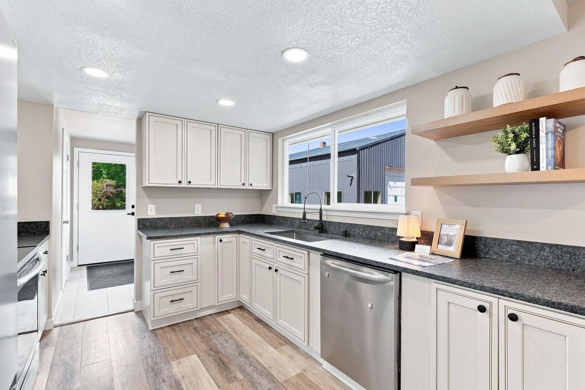 41917 N Sherman Rd - Photo 9
