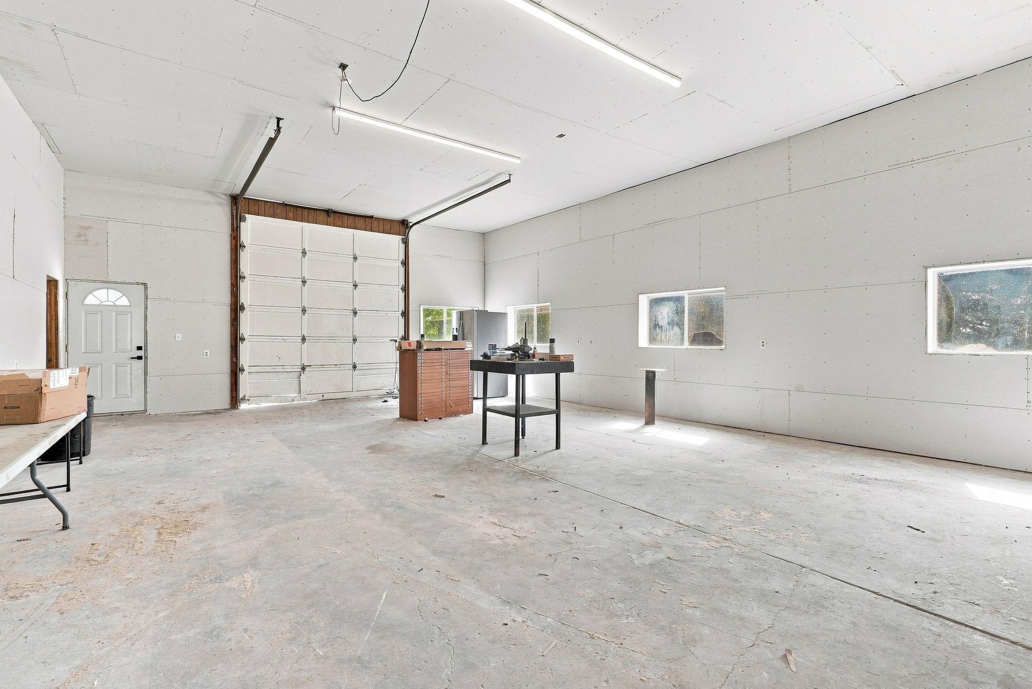 41917 N Sherman Rd - Photo 37
