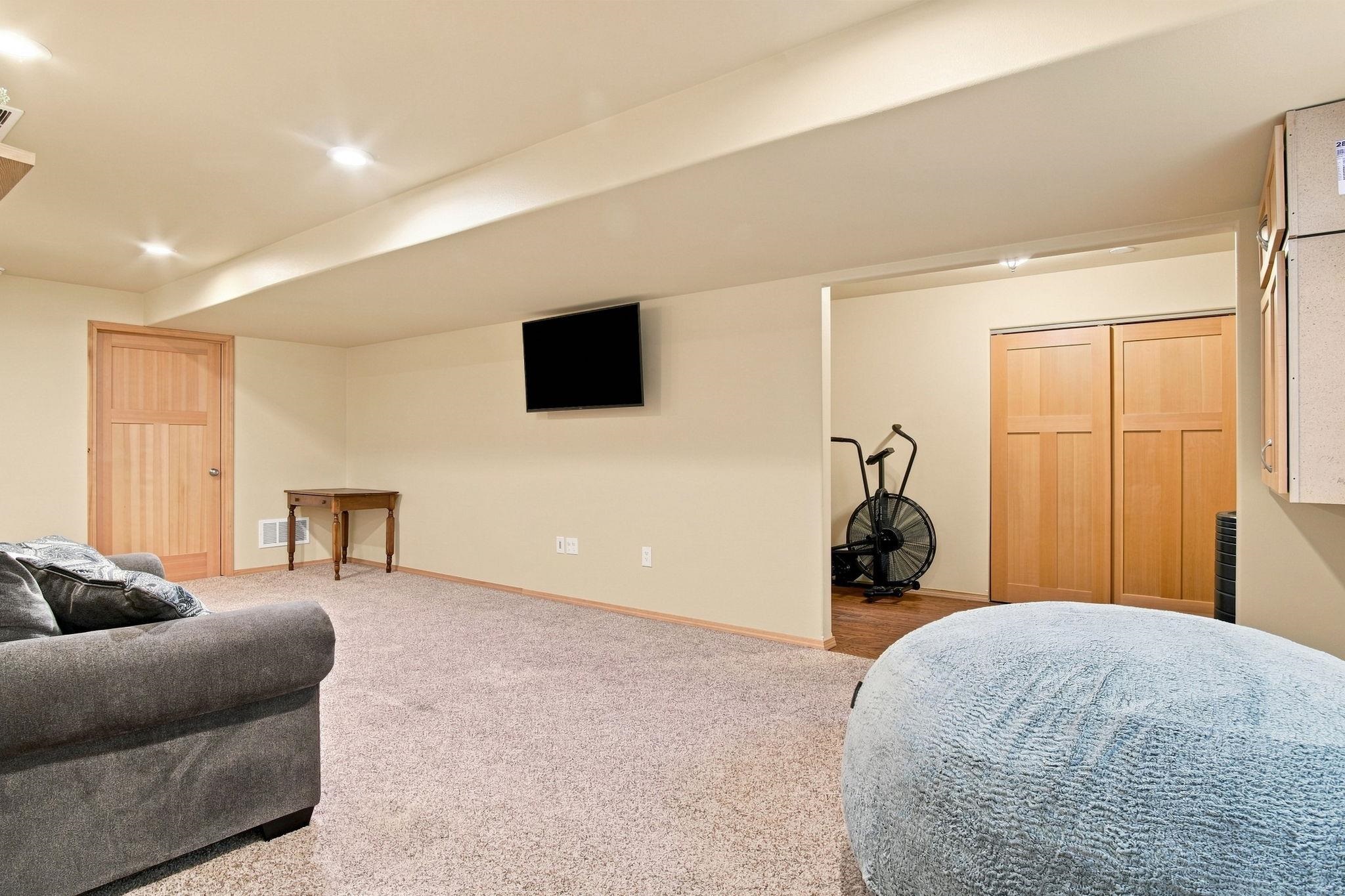 105 S Long Rd - Photo 23