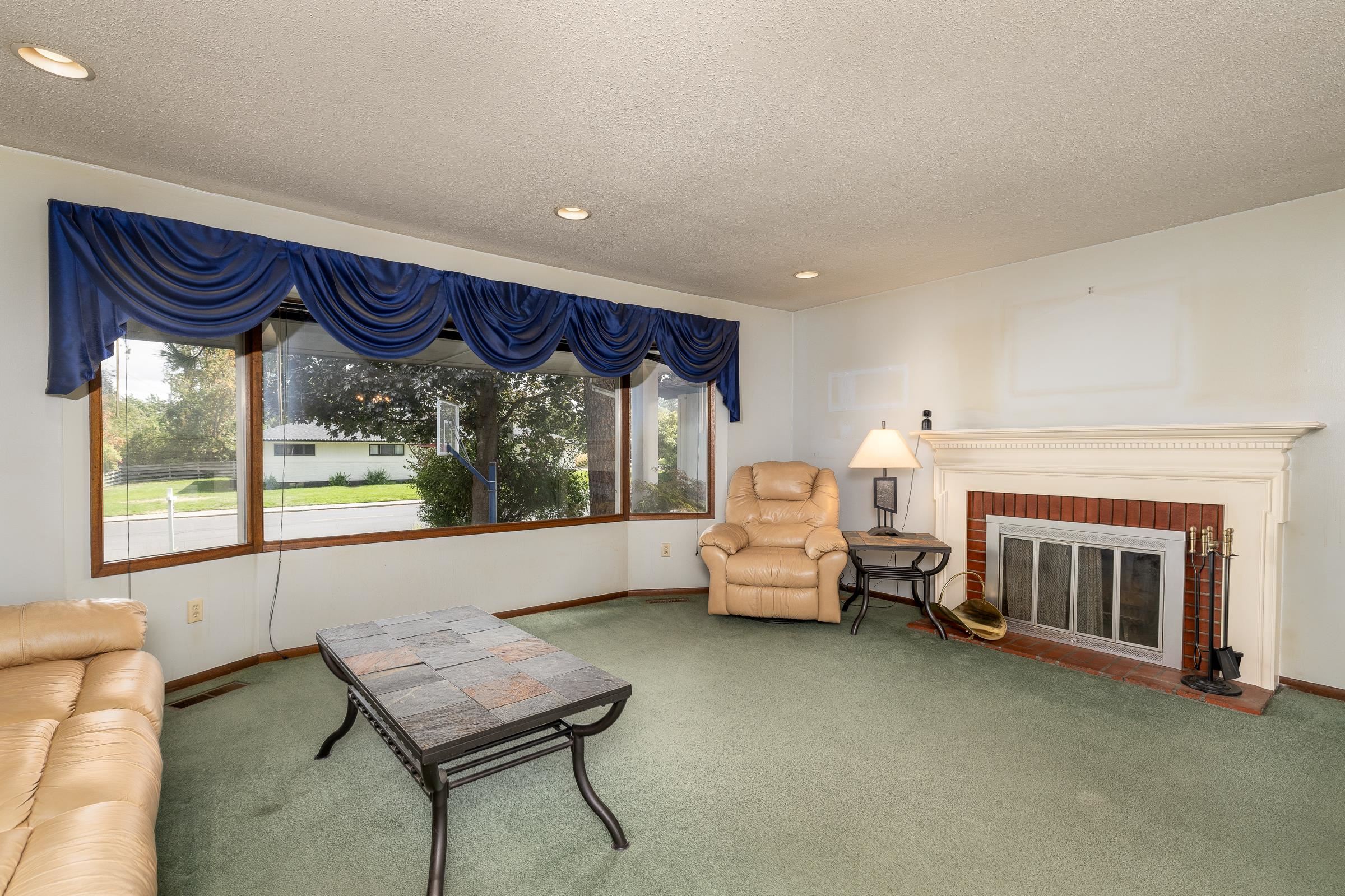 3612 S Bernard St - Photo 3