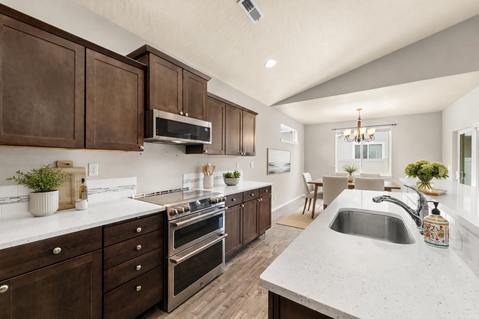 7312 E 13th Ct - Photo 8