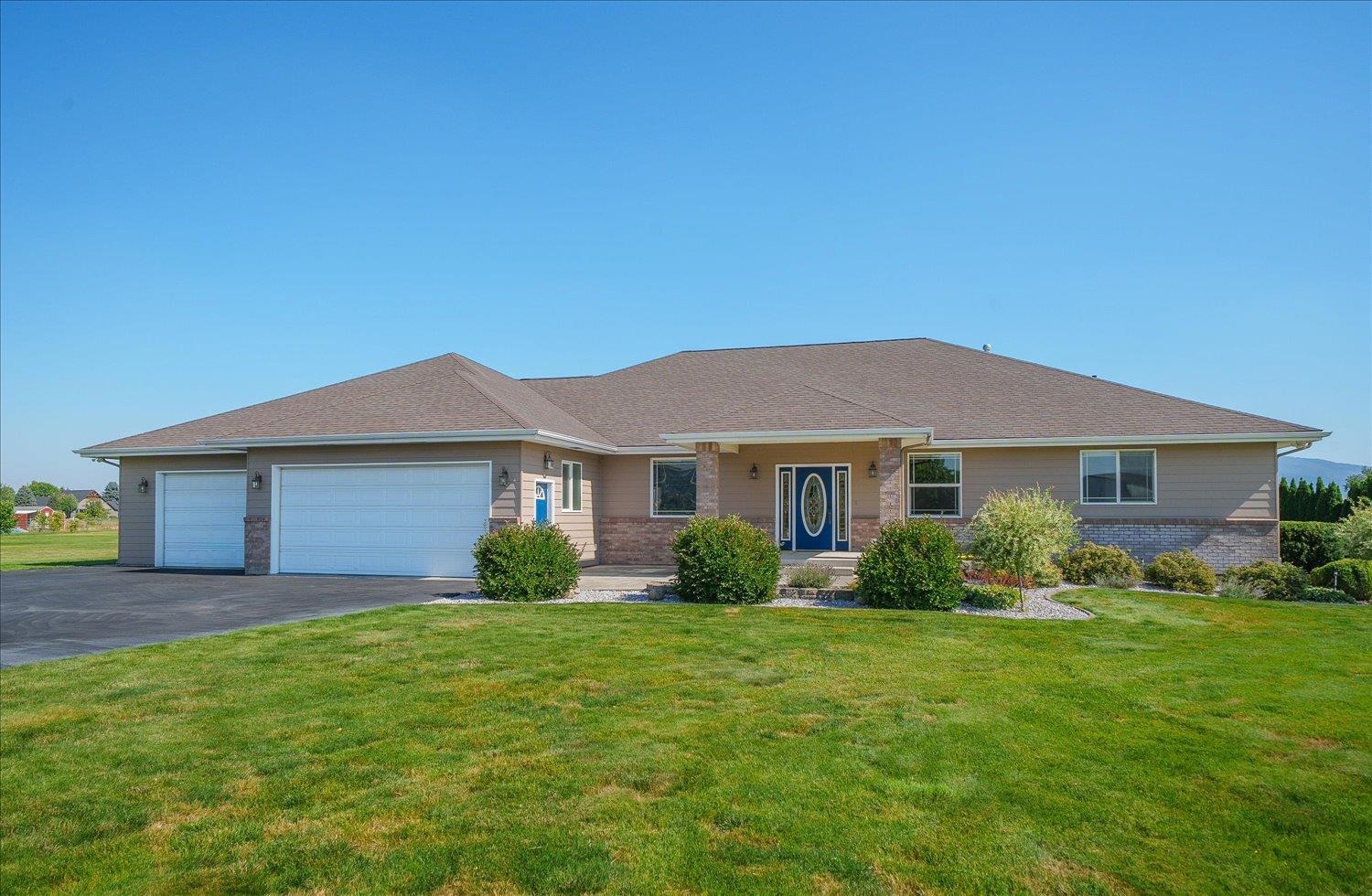 3424 N Campbell Rd - Photo 1