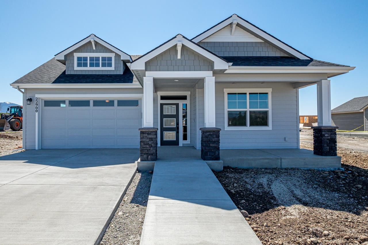 2568 N Rydal Ln - Photo 1