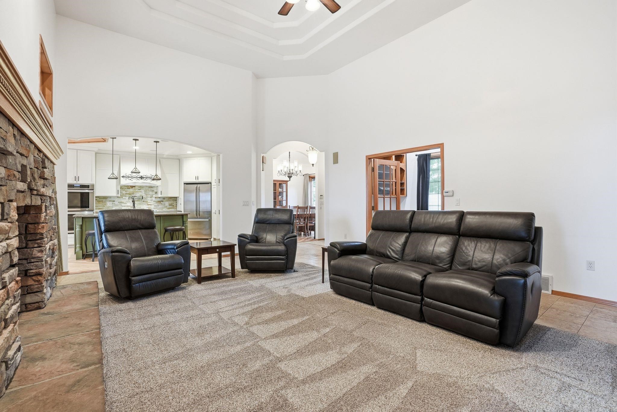 507 E Ziegler Ln - Photo 7