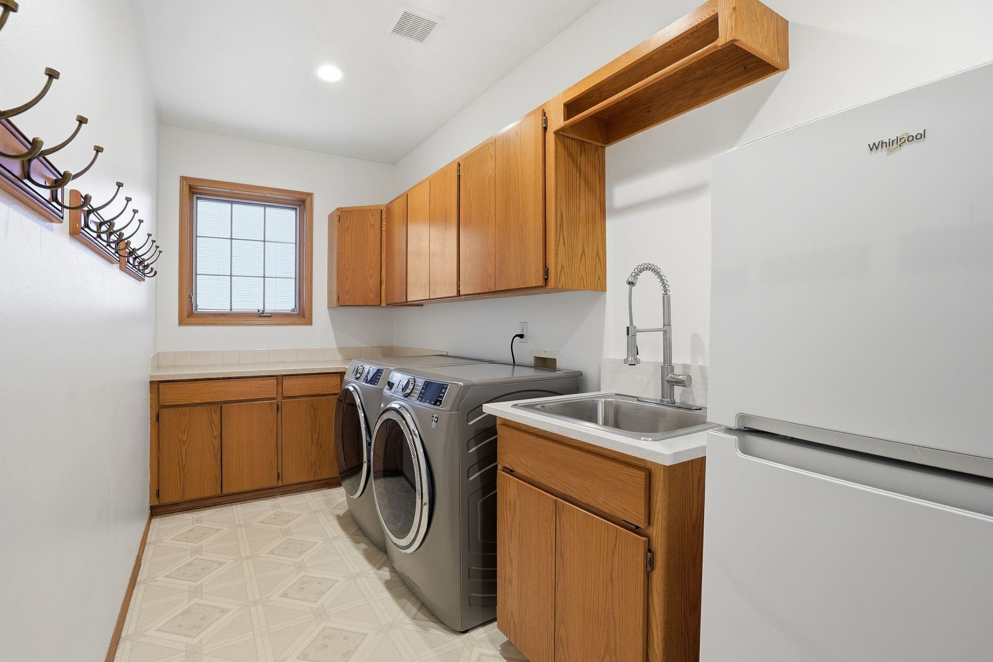 507 E Ziegler Ln - Photo 29