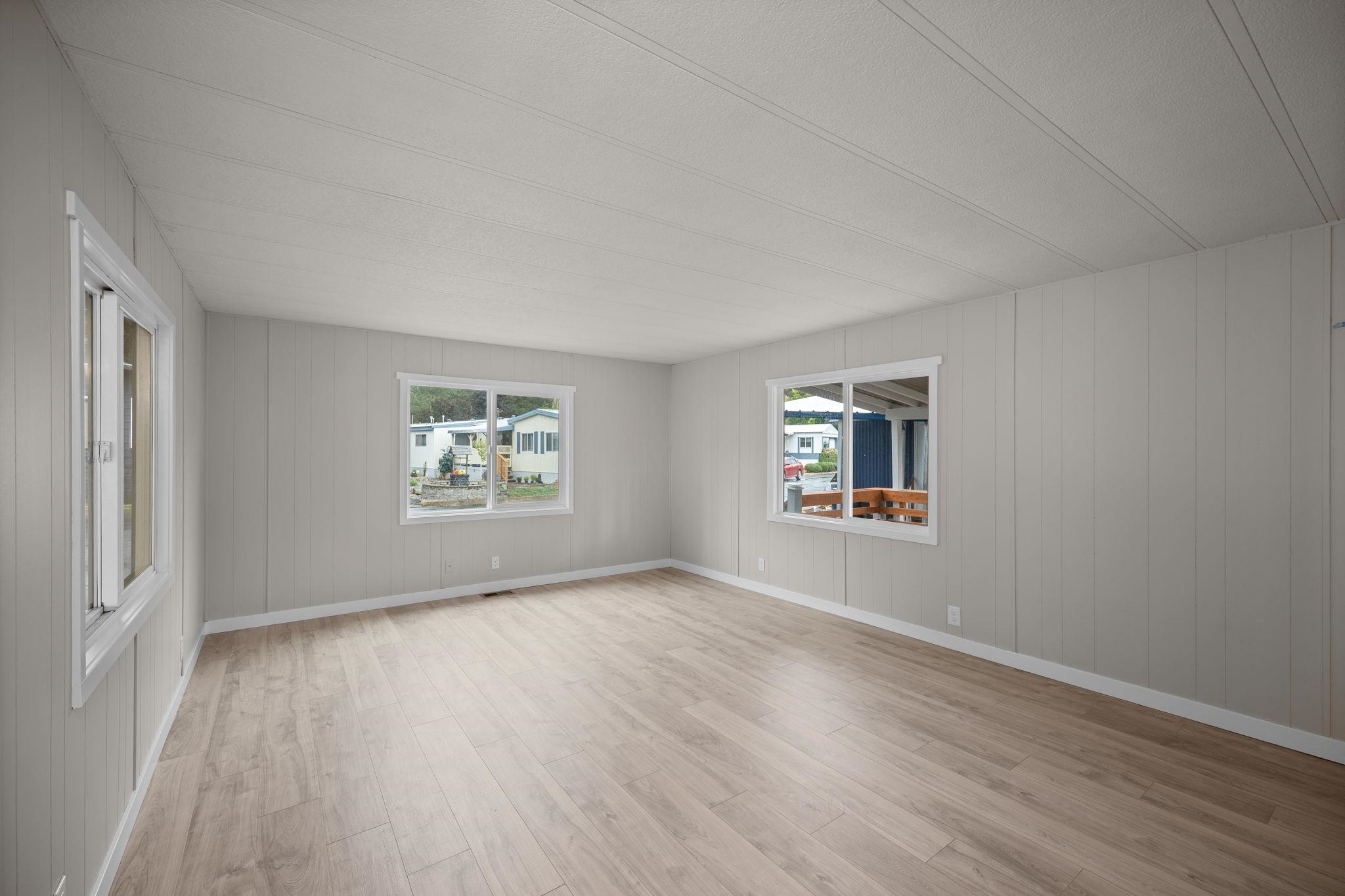 208 S Neyland Ave - Photo 8