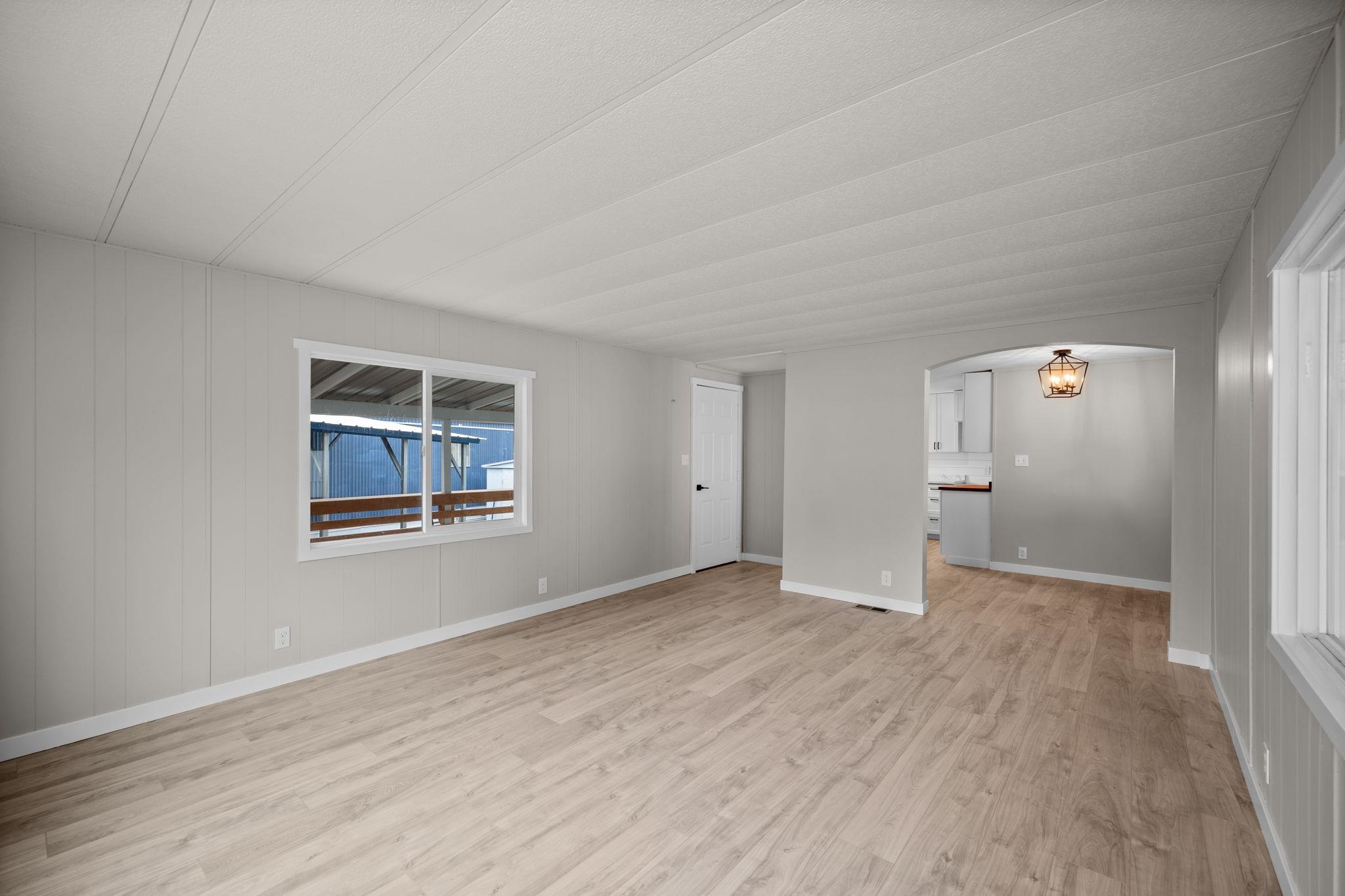 208 S Neyland Ave - Photo 10