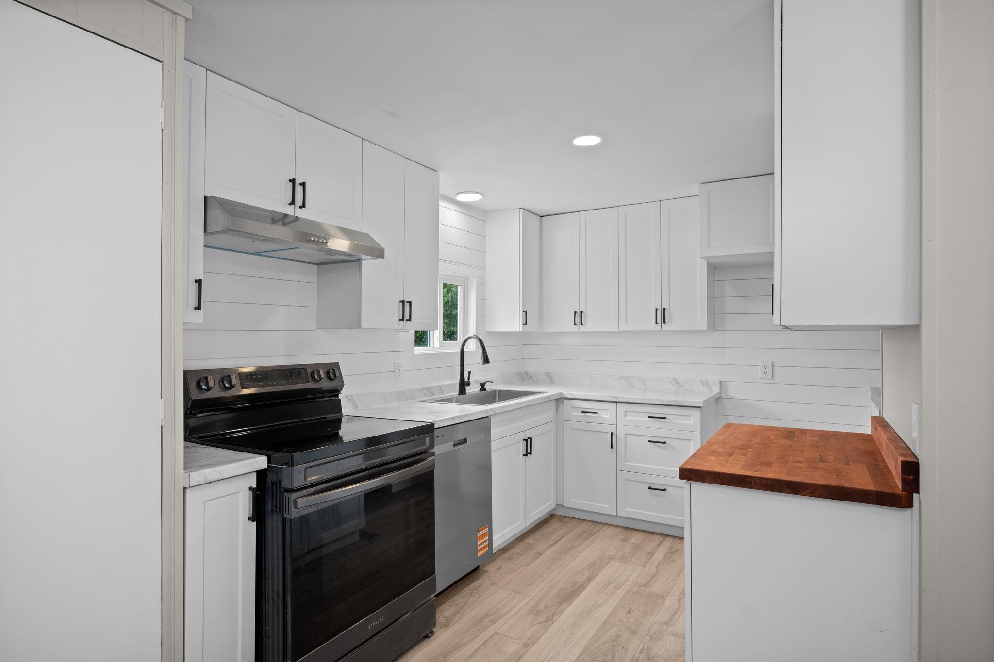 208 S Neyland Ave - Photo 13