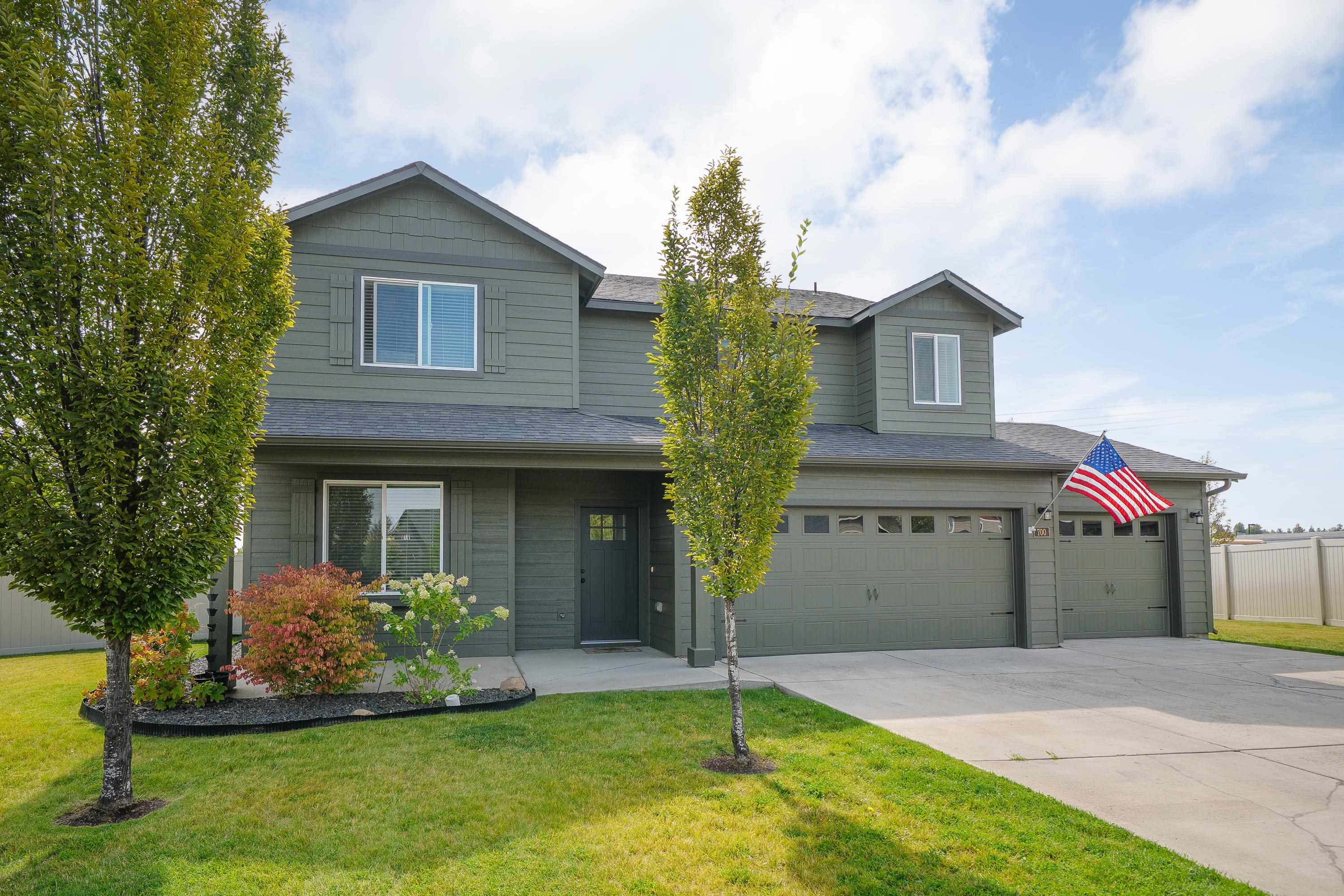 700 Quail Dr - Photo 1