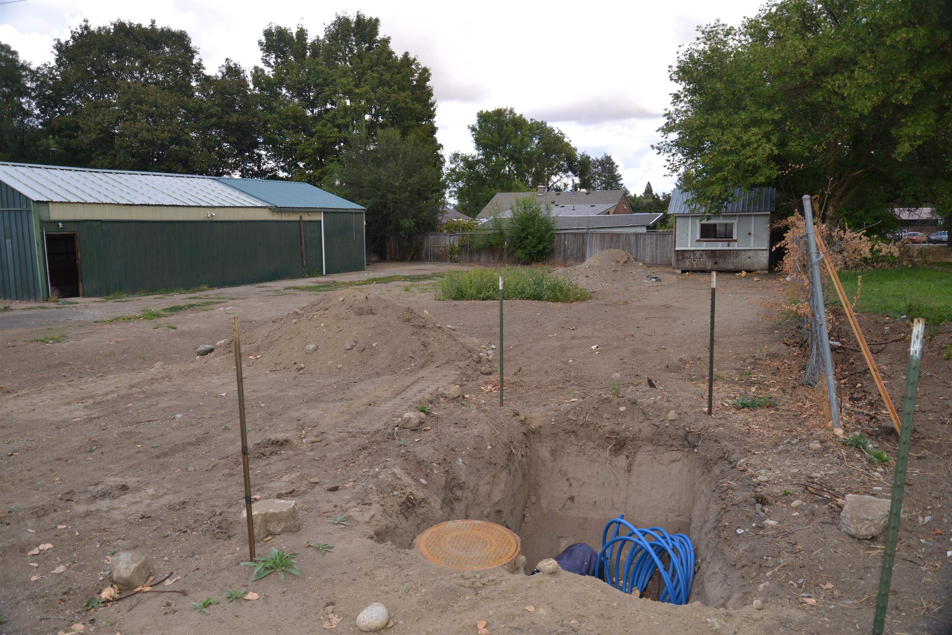 12216 N Main St - Photo 2