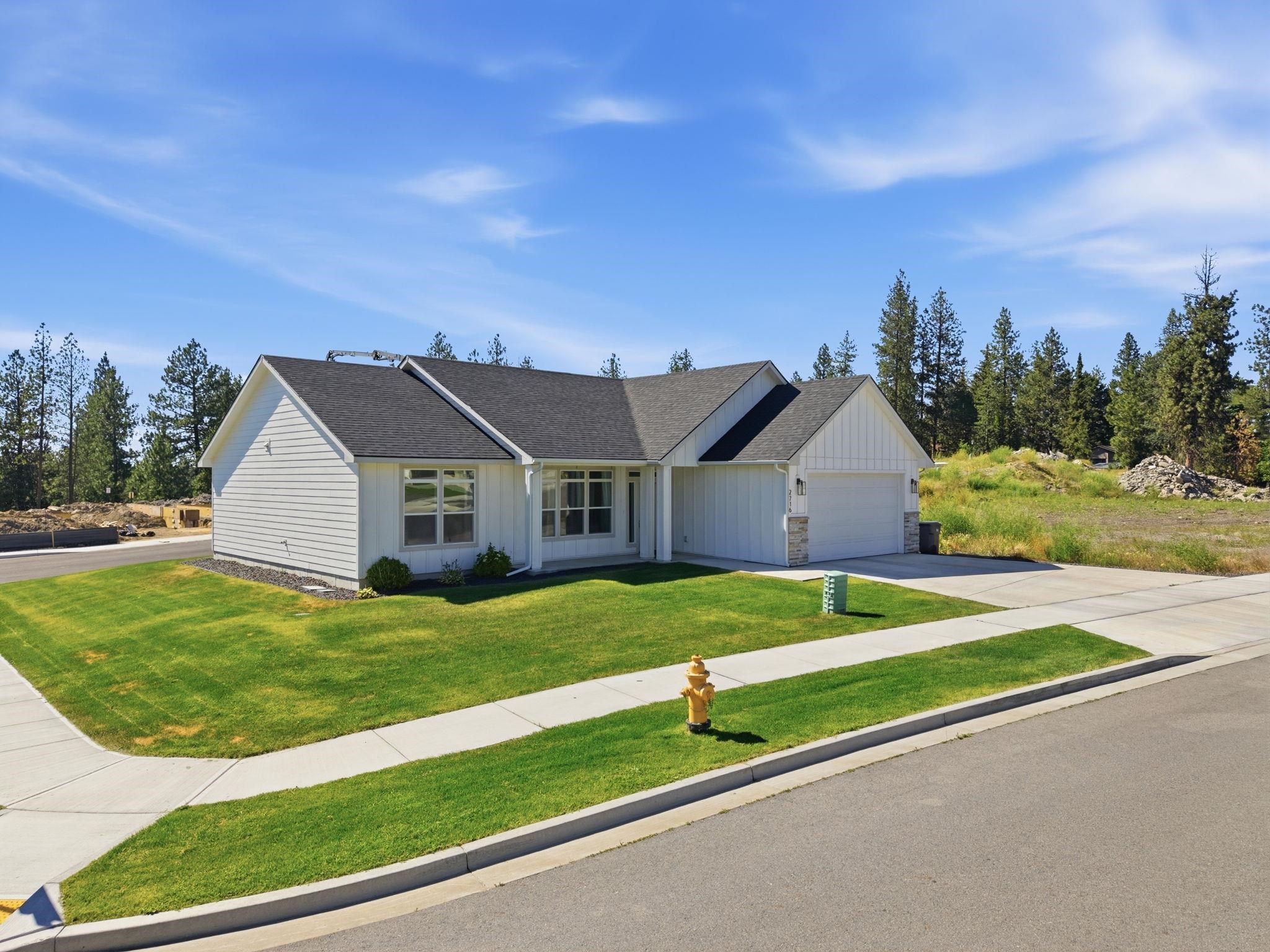 2716 S Sonora Dr - Photo 2