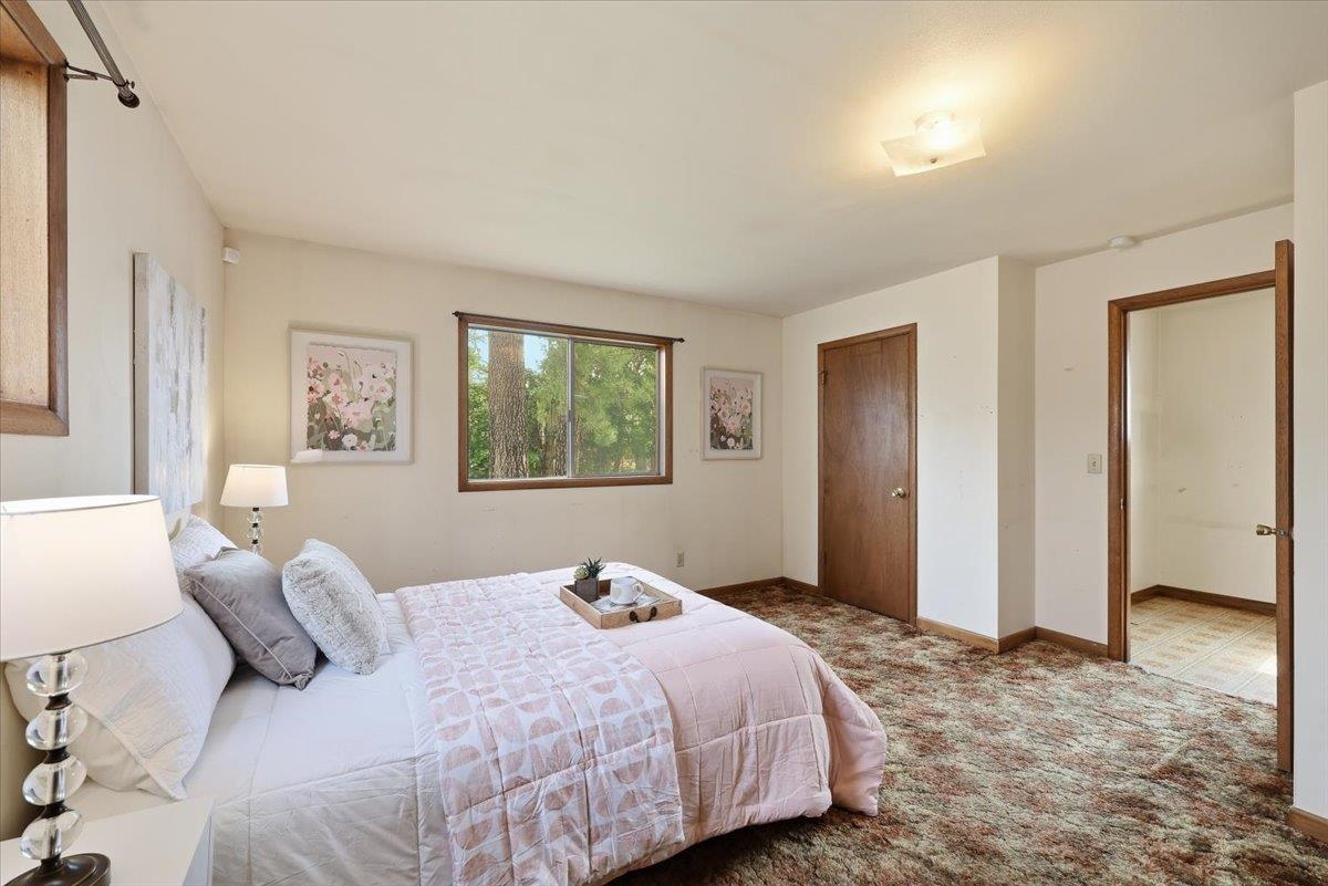 3811 S Latawah St - Photo 11