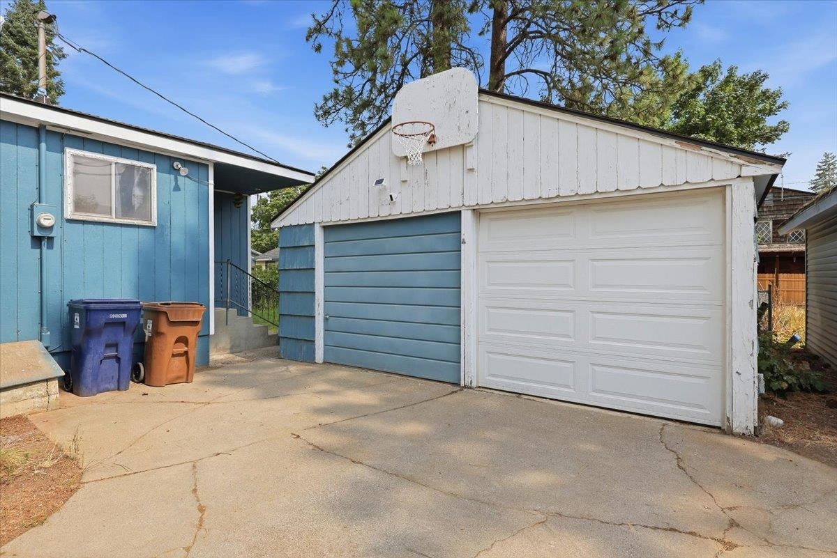 3811 S Latawah St - Photo 20