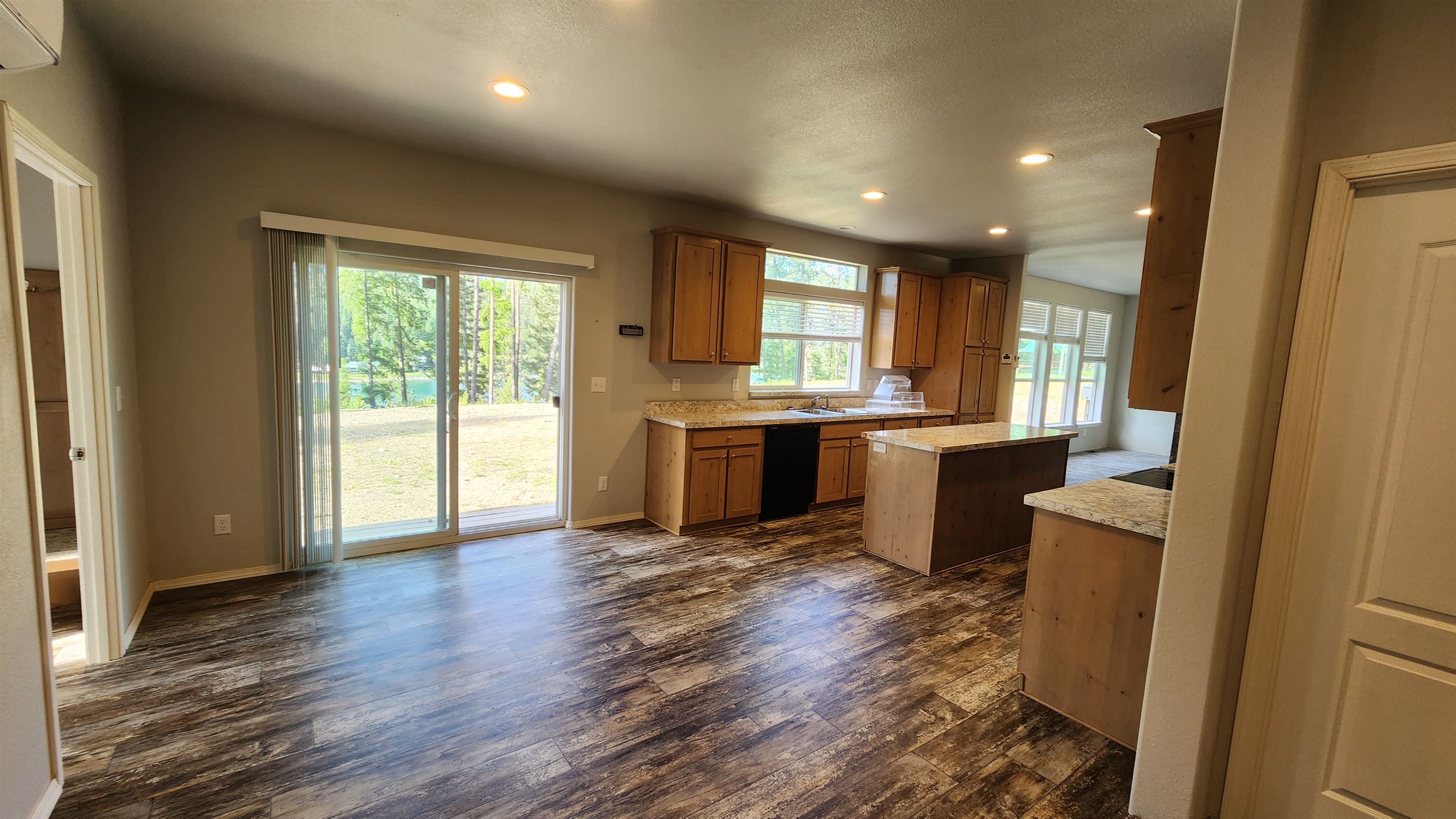 711 Herbs Dr - Photo 3