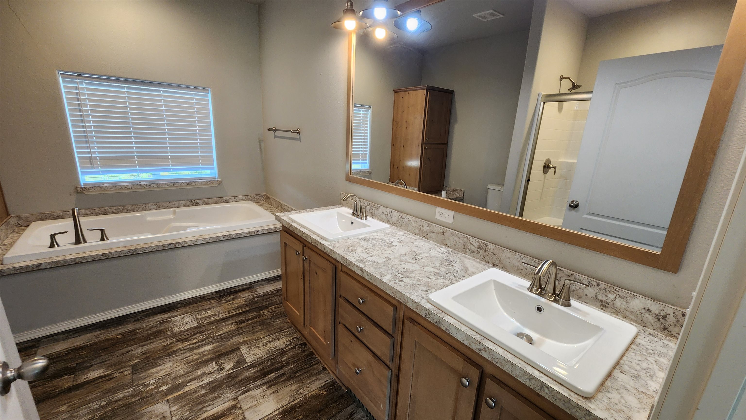 711 Herbs Dr - Photo 9