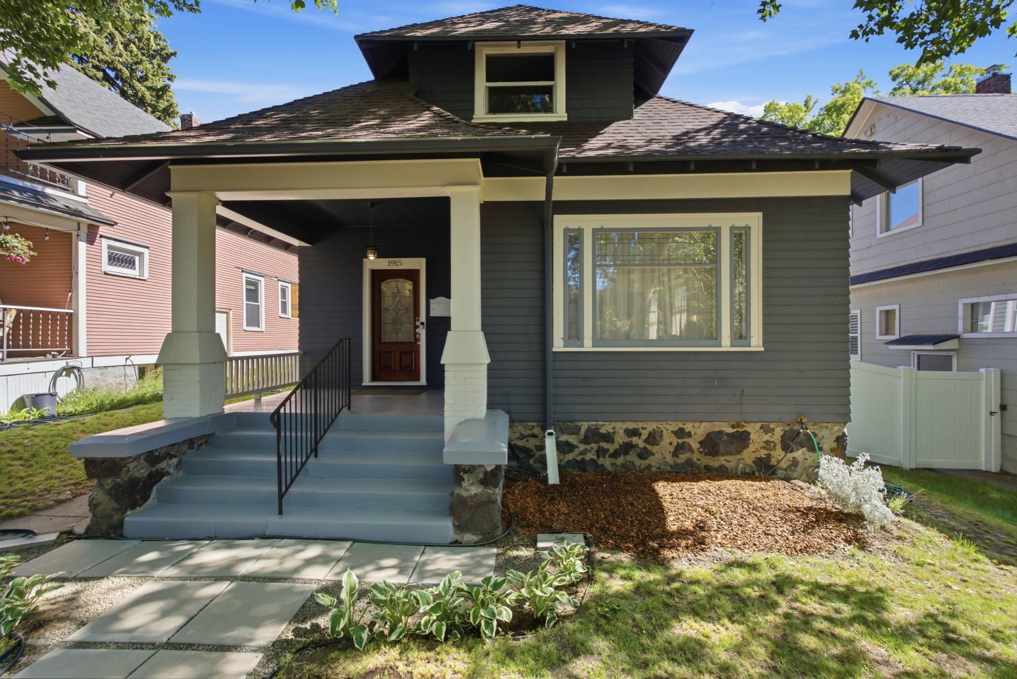 1915 W 10th Ave - Photo 1