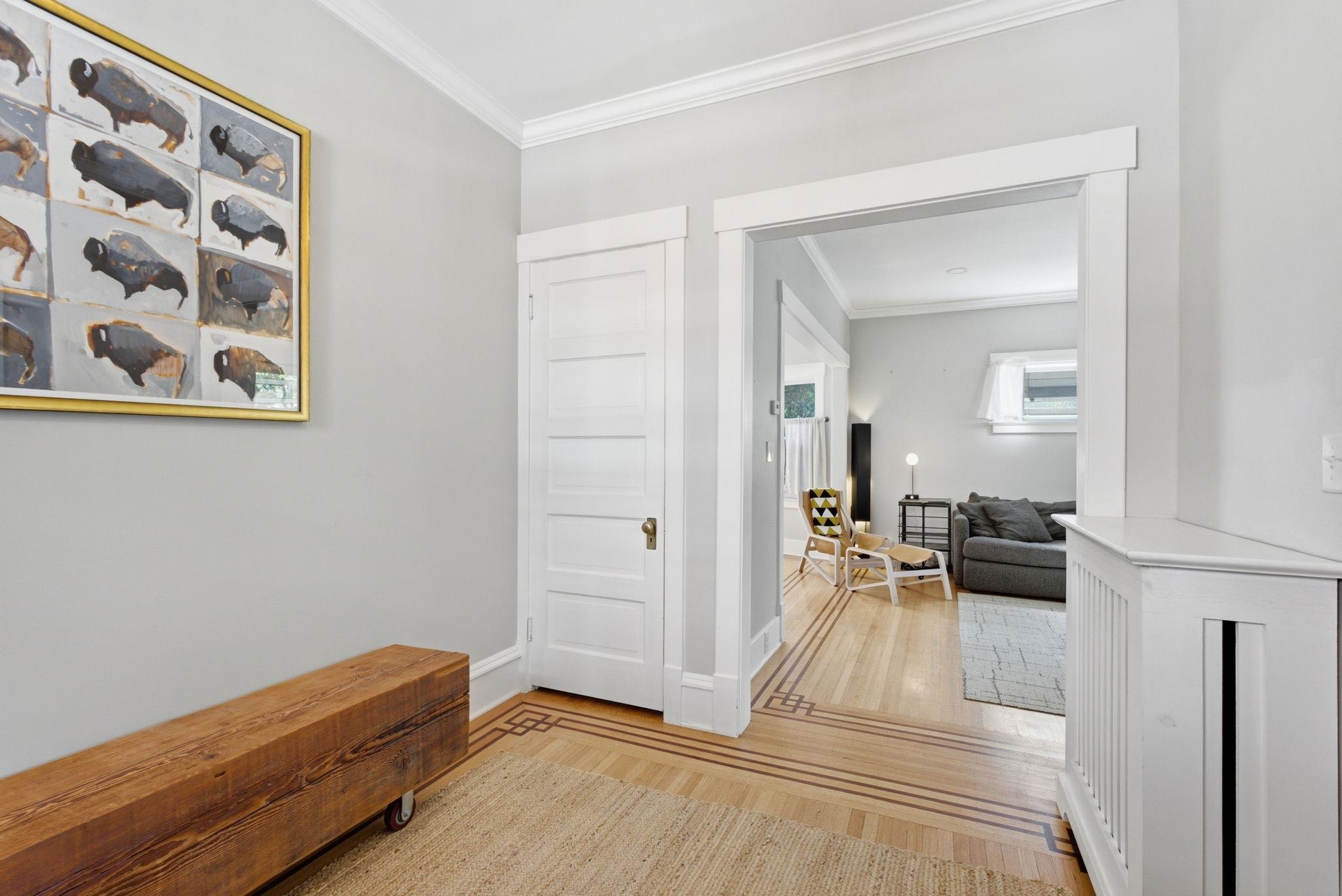 1915 W 10th Ave - Photo 4