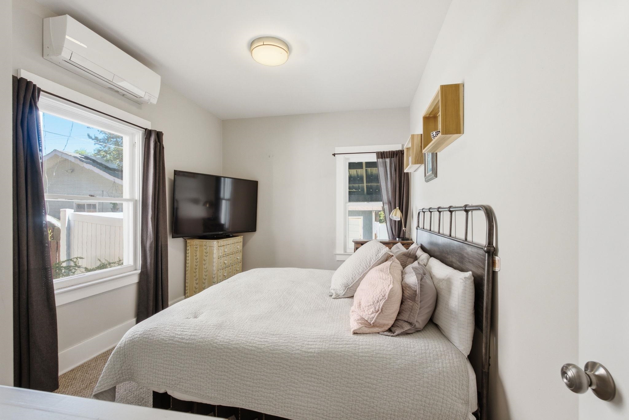 1915 W 10th Ave - Photo 23