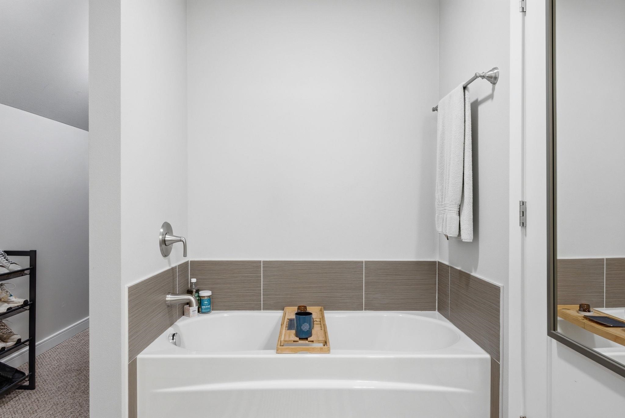 1915 W 10th Ave - Photo 30