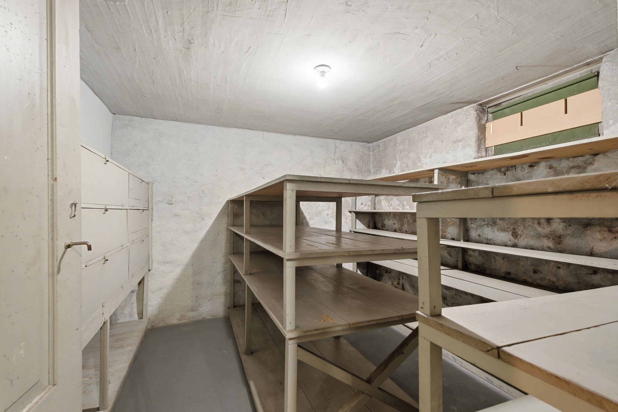 1915 W 10th Ave - Photo 41