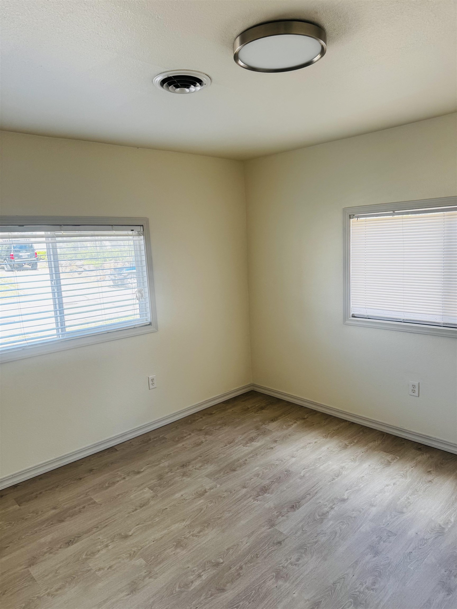 624 E Rockwell Ave - Photo 6