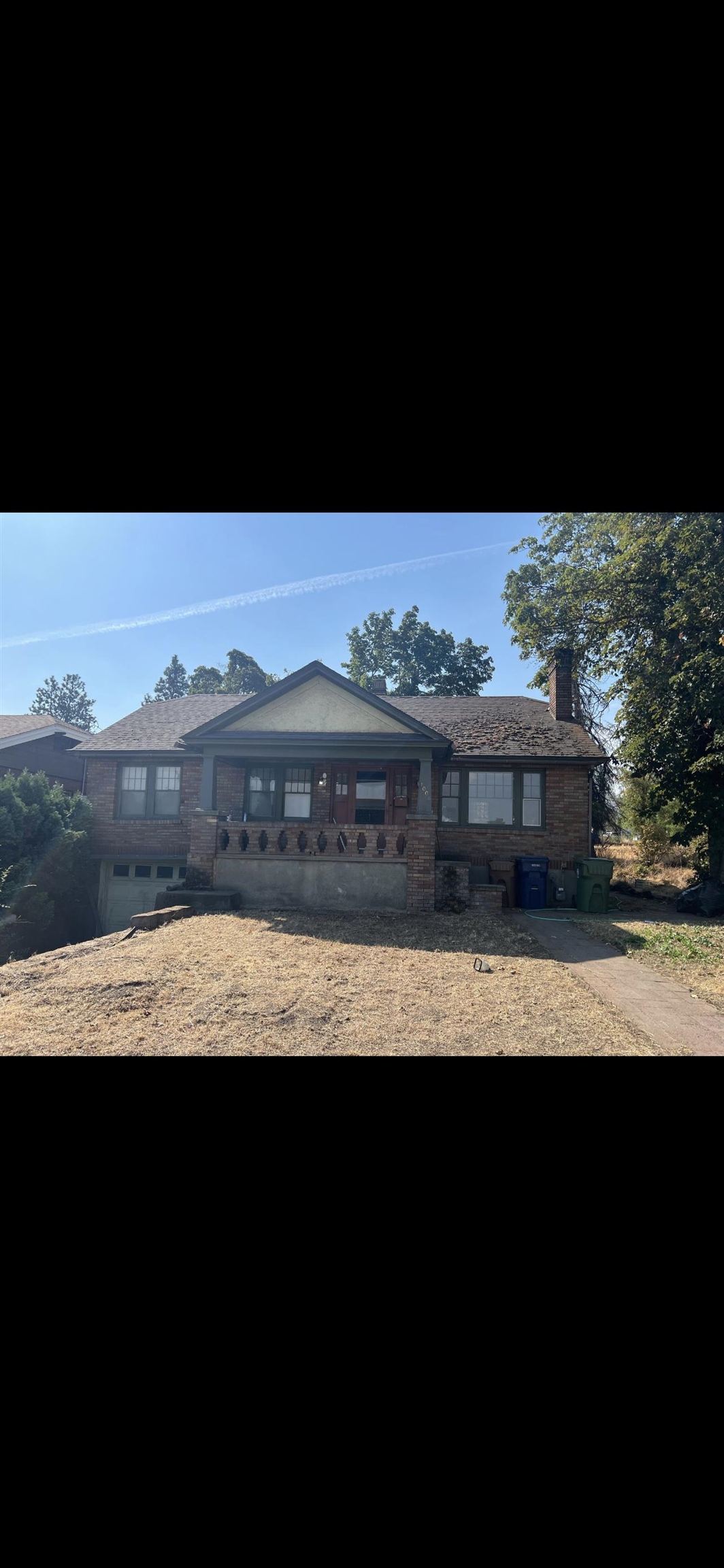 1008&1004 E 5th Ave