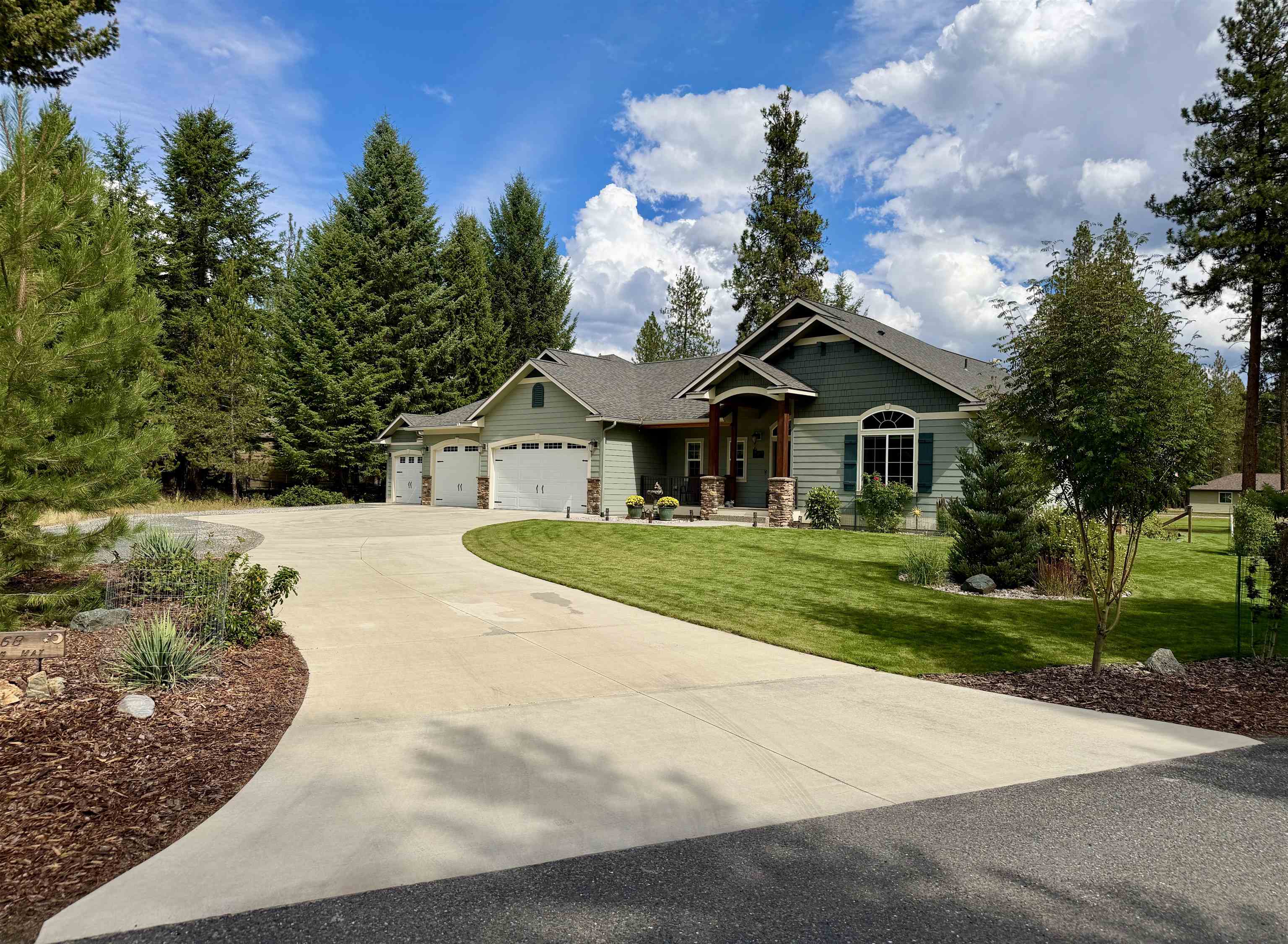 868 Hogans Way - Photo 3